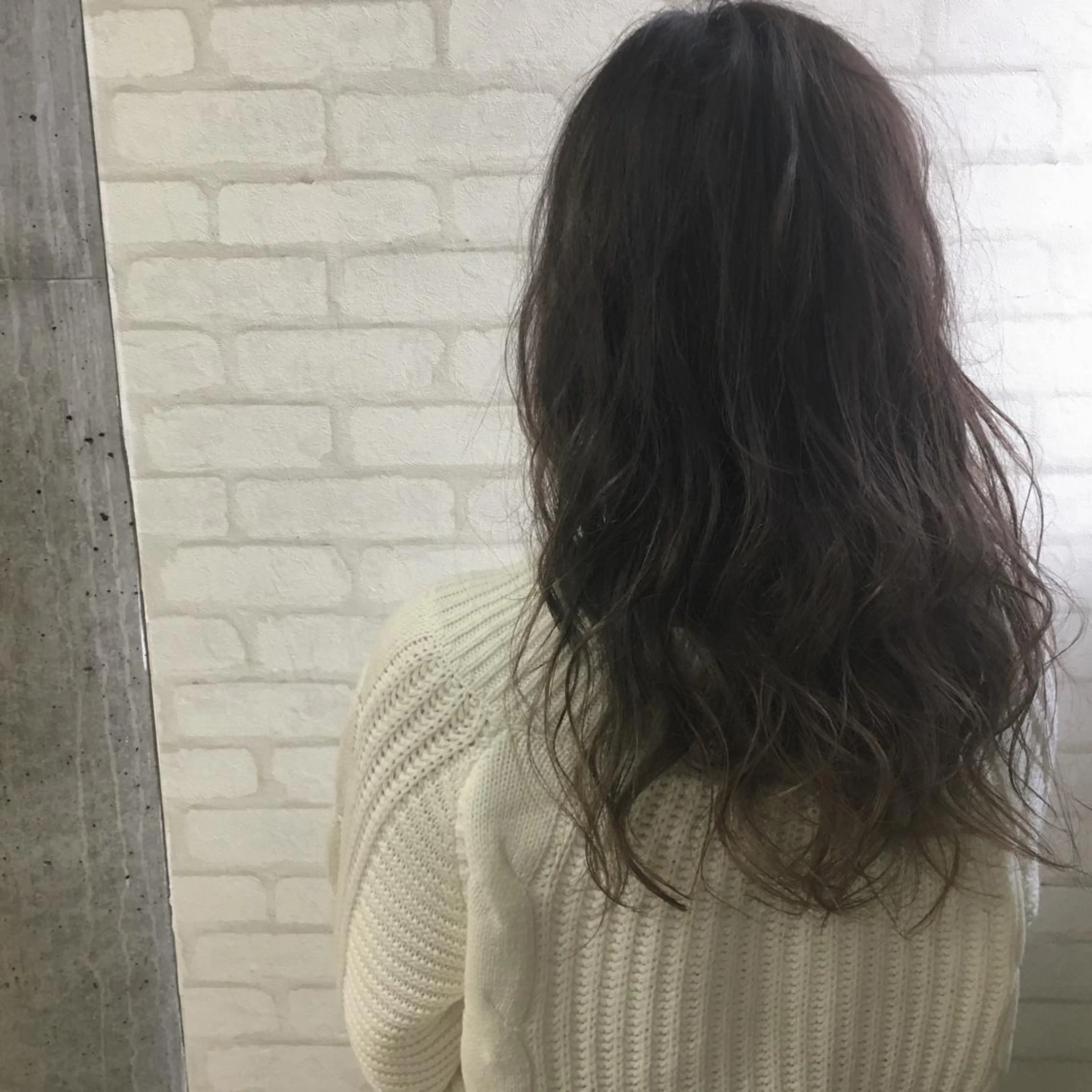 セミロング カラー アッシュ アッシュグレー イルミナカラー brace 立花のヘアスタイル