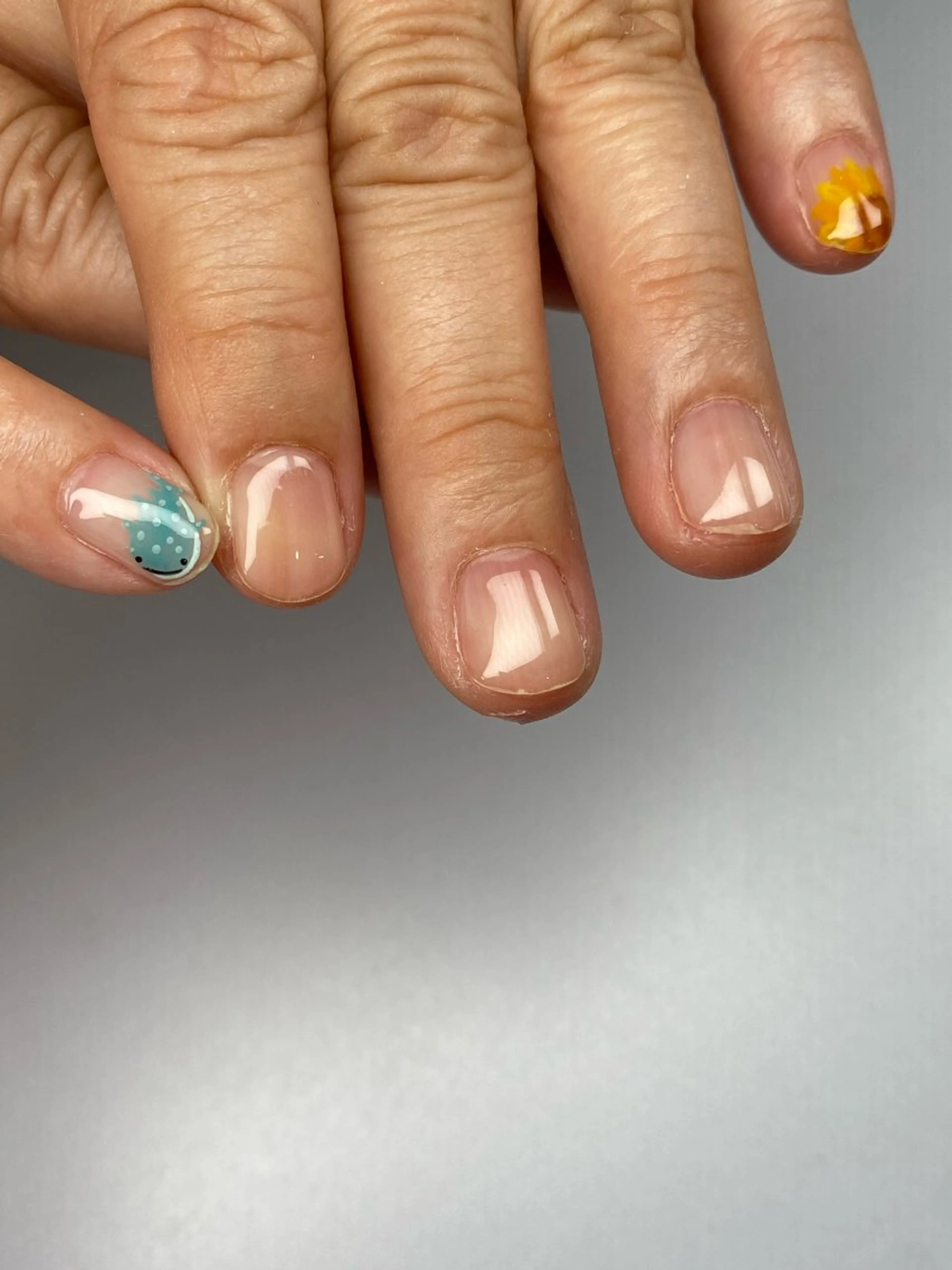 ネイル 夏ネイル アトリエみかん所属・MIKA 🍊のネイルデザイン