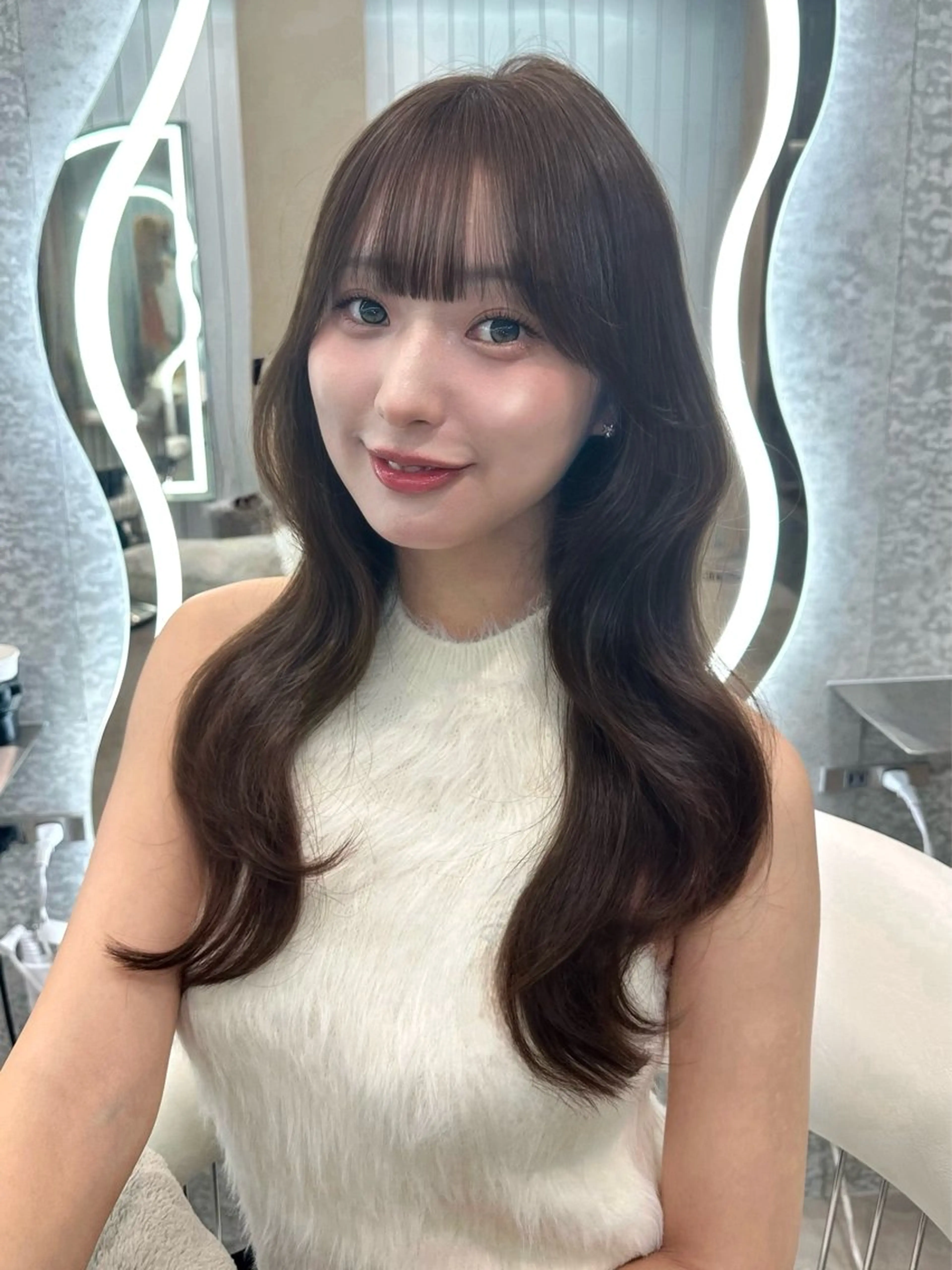 ミディアム カット ヘアカラー トリートメント ブリーチなし髪質改善 🎀GLROW のんのヘアスタイル