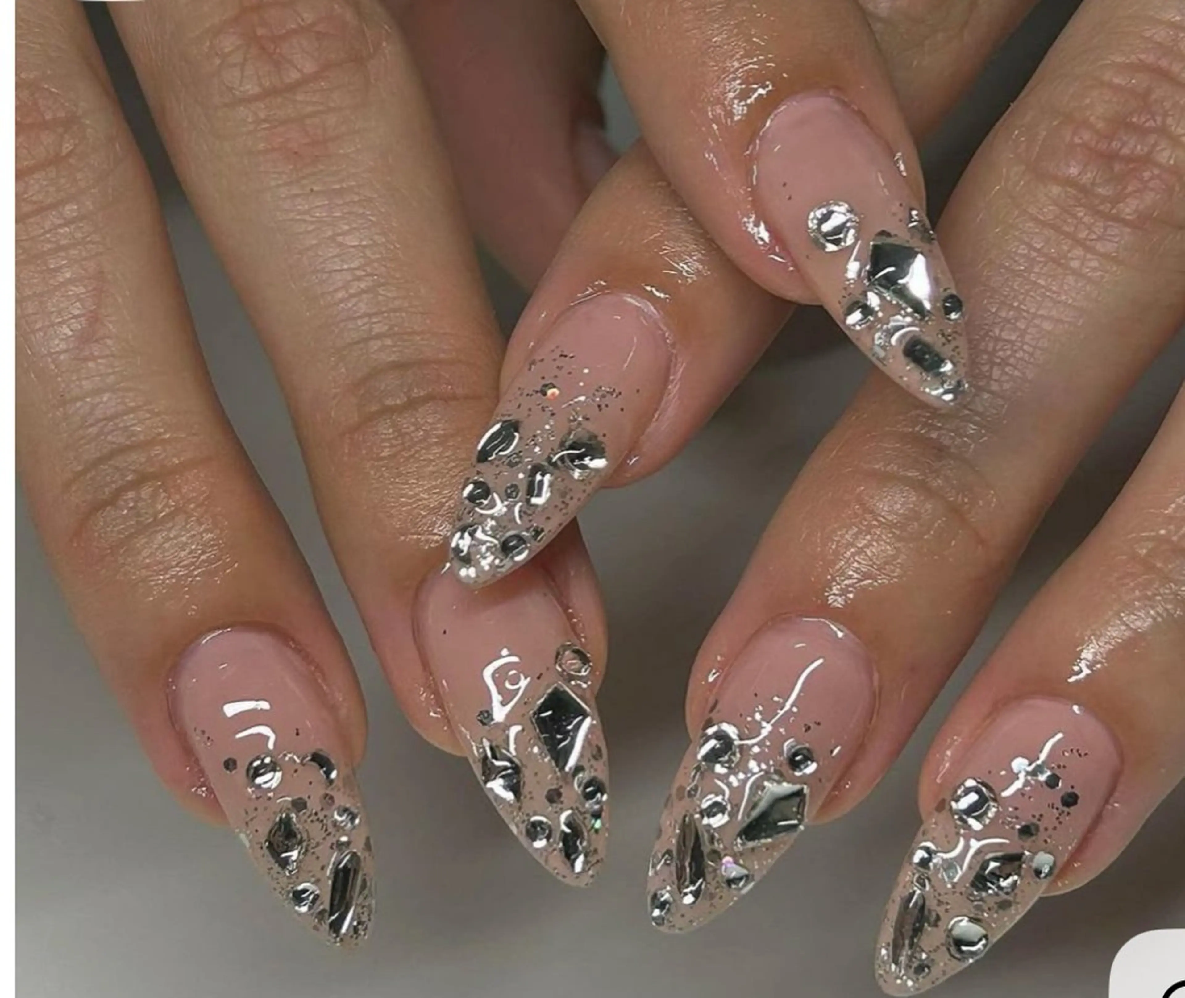 ネイル MiuMiu Nailのネイルデザイン