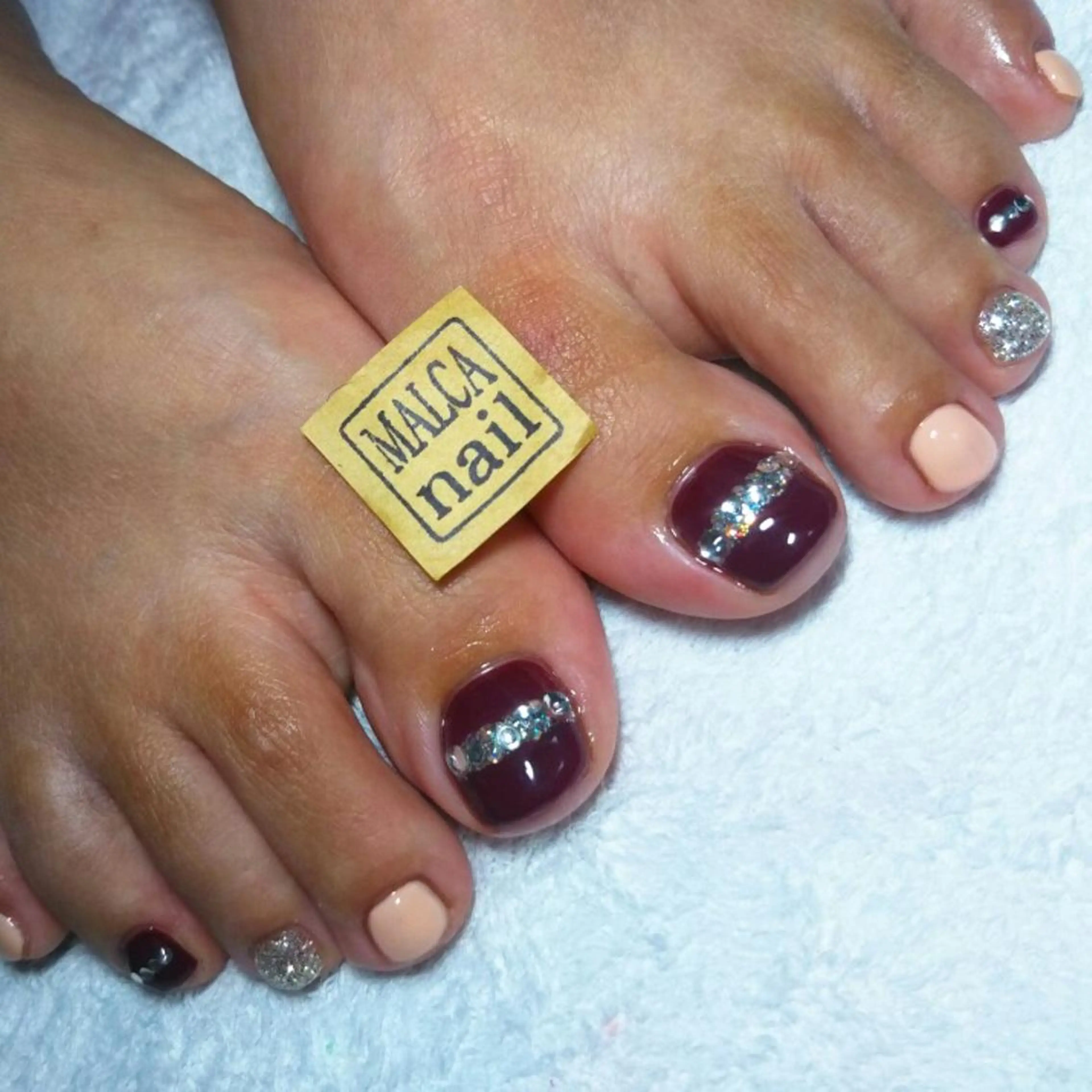 ネイル MALCAnail(マルカネイル)所属・荒木 莉奈のネイルデザイン