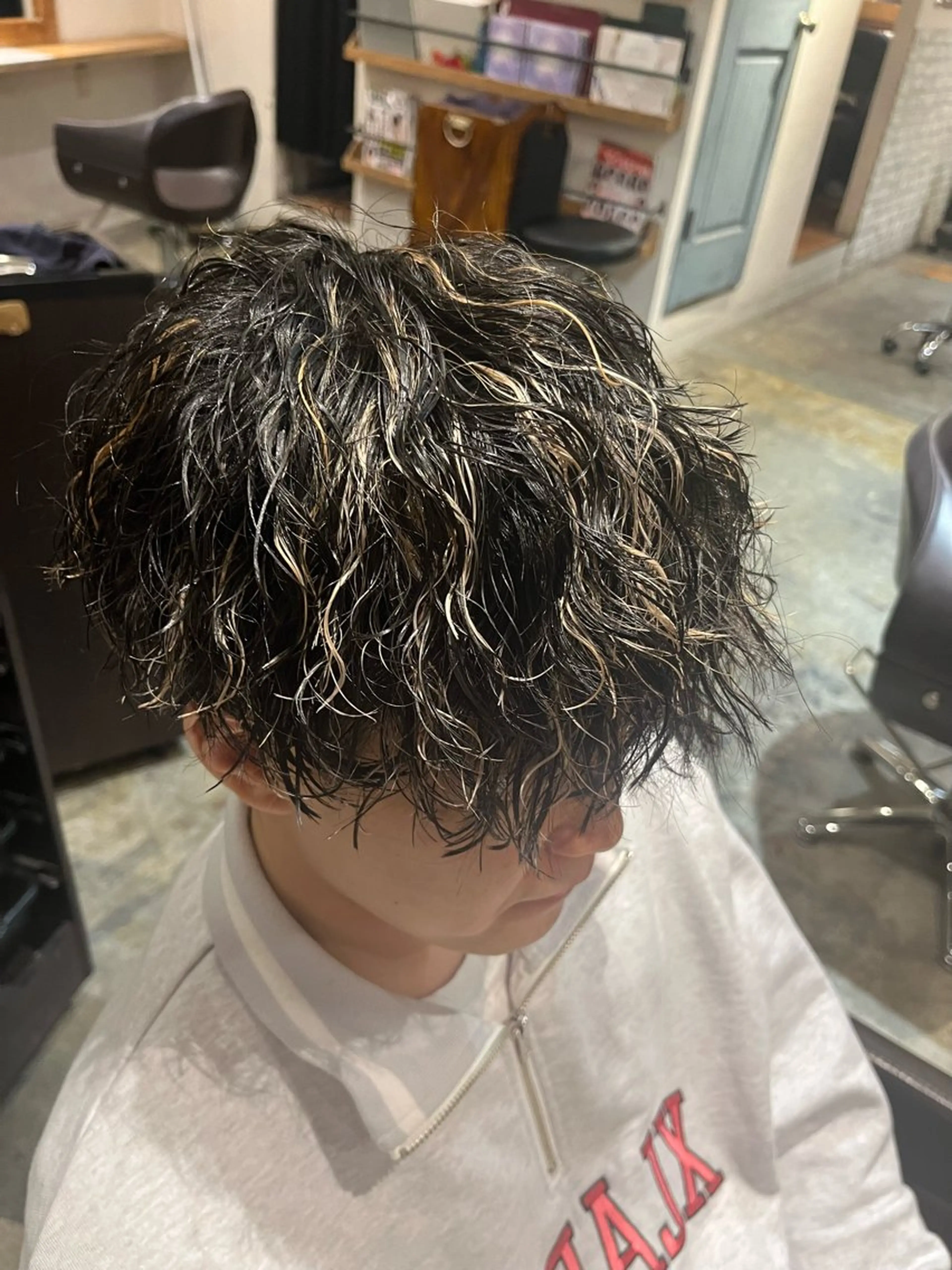 カラー パーマ メンズ カット ヘアカラー パーマ トリートメント ヘアセット 👑メンズパーマの 天才店長望月👑のヘアスタイル