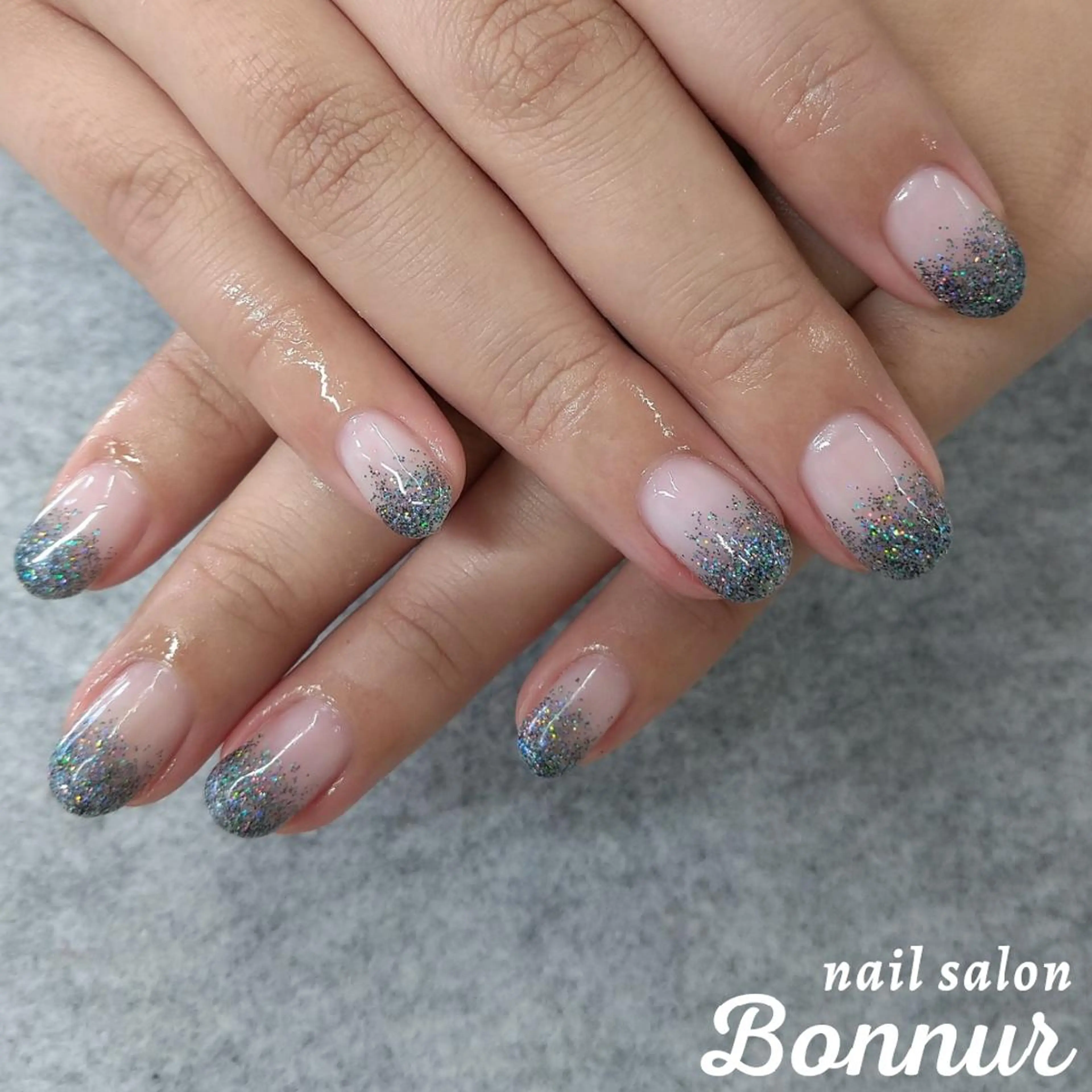 ネイル ラメ(グリッター) ラメグラデーション RuHE （BB nail)のネイルデザイン