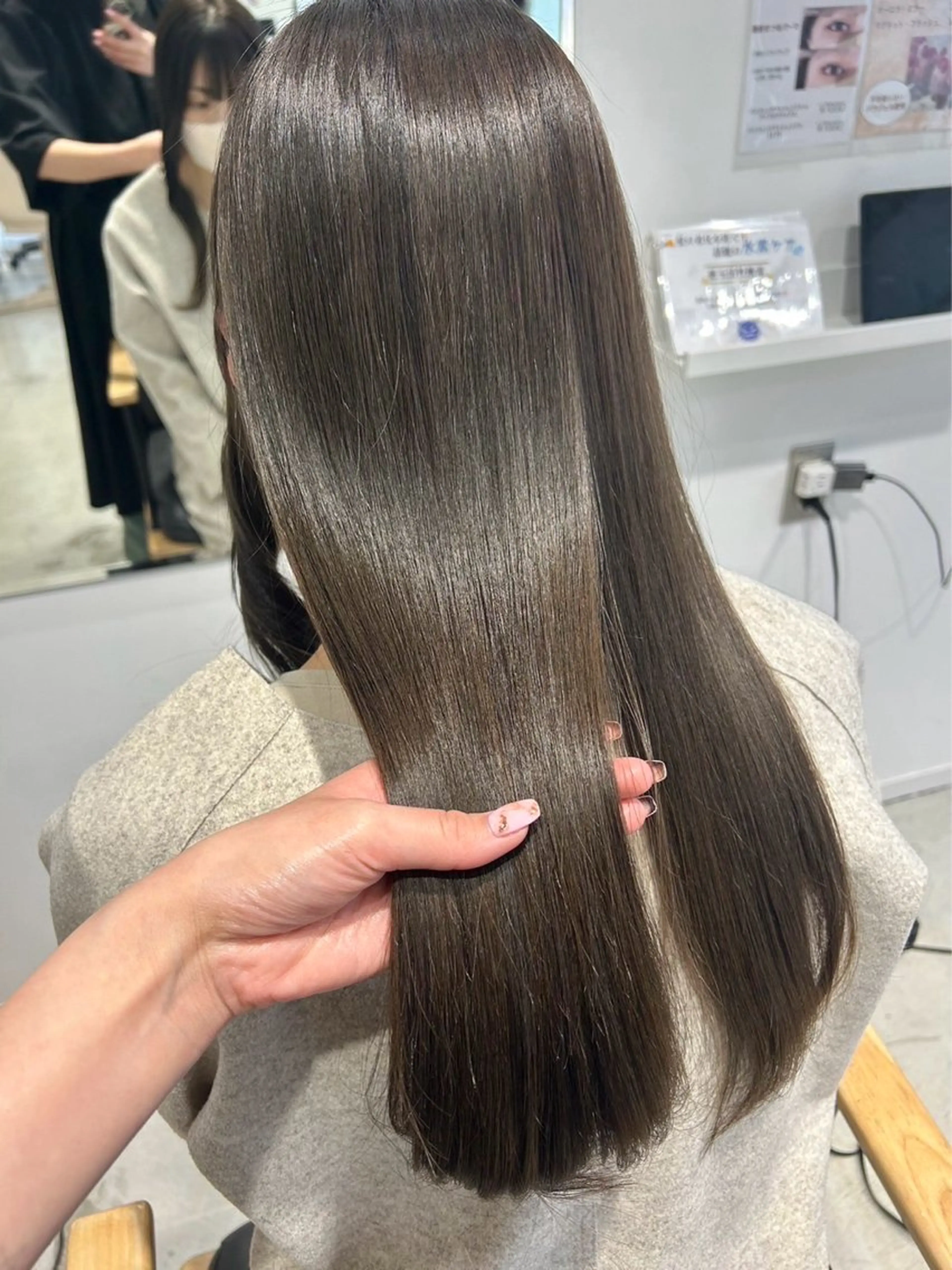 ロング トリートメント 河合 萌のヘアスタイル