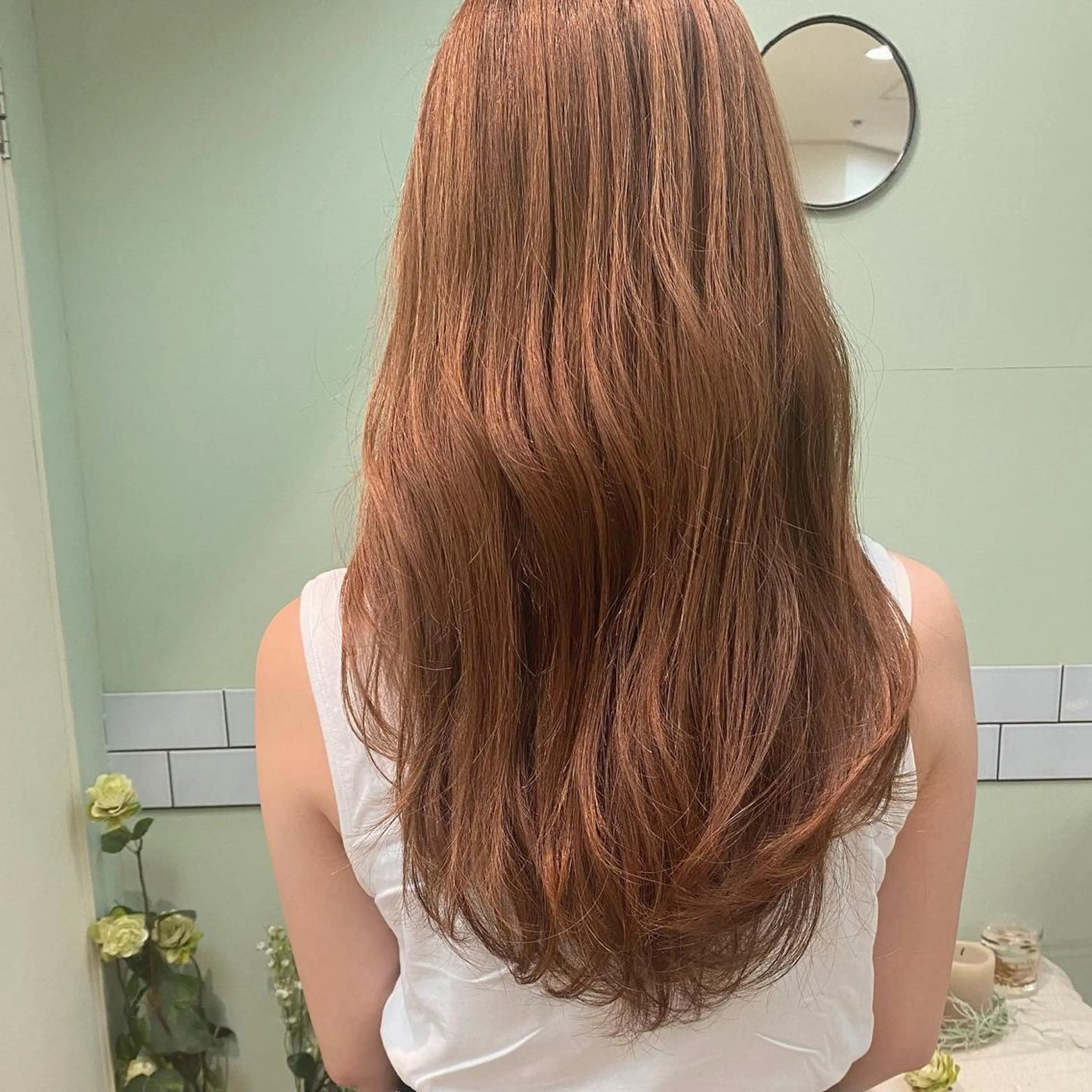 ミディアム カラー ベージュカラー オレンジ オレンジベージュ カット ヘアカラー トリートメント 髪質改善ｶﾗｰ ｹｱﾌﾞﾘｰﾁ/ﾀﾑのヘアスタイル