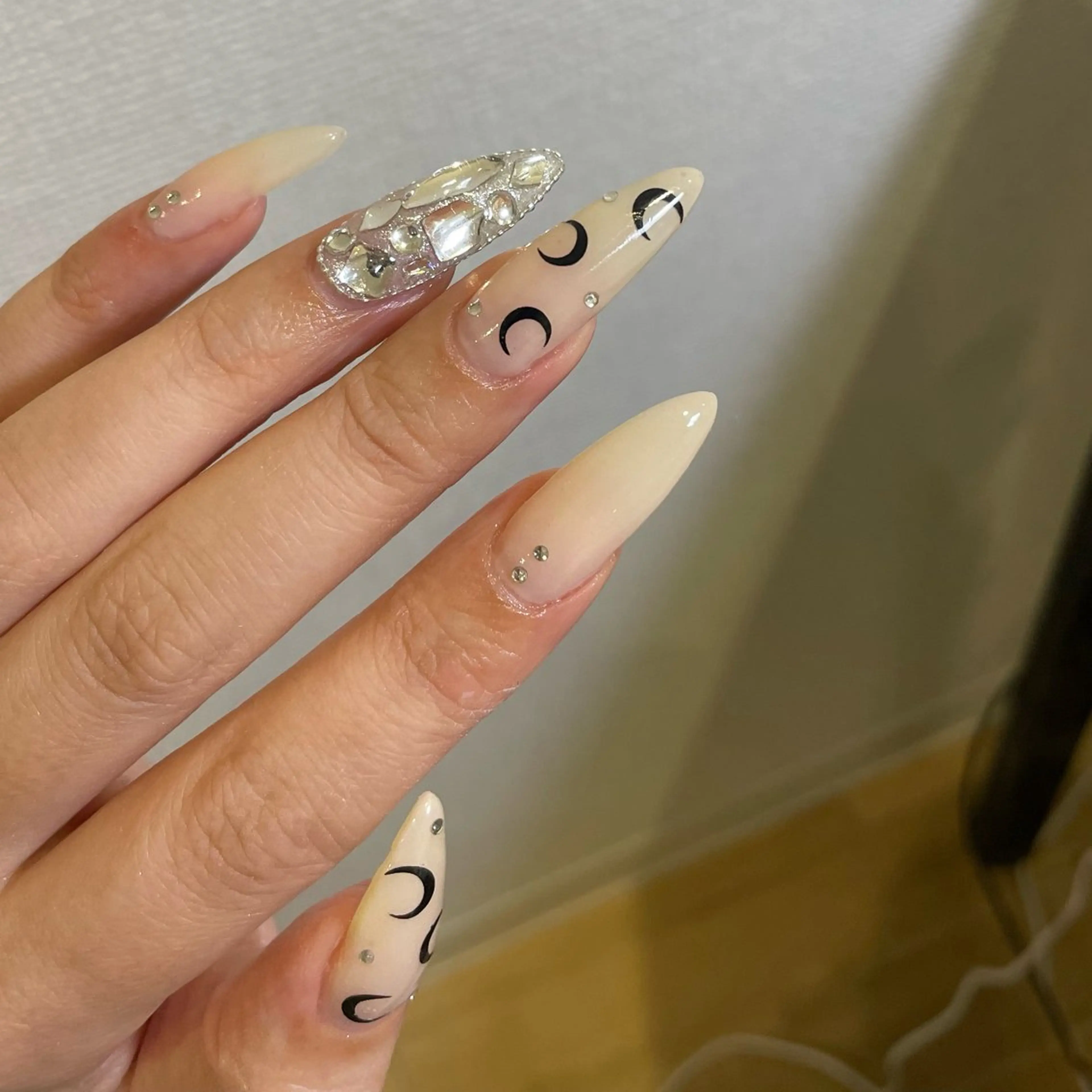 ネイル ハンドネイル ハンドケア Sunny Roa所属・SunnyRoa aguri ୨୧˖*のネイルデザイン