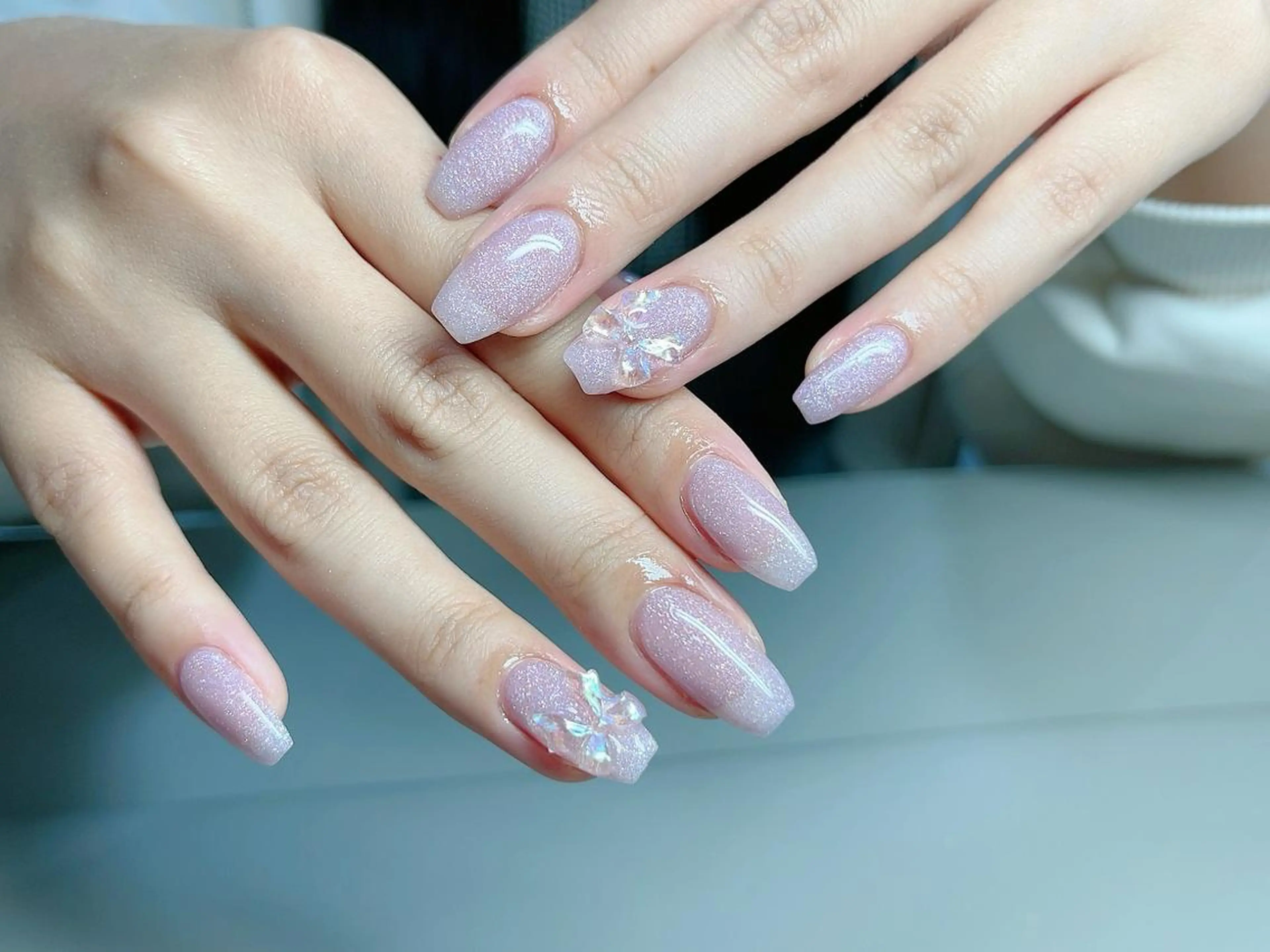 ネイル 長さ出し フレンチネイル キラキラネイル マグネットネイル ニュアンスネイル NANAKO 🌼のネイルデザイン