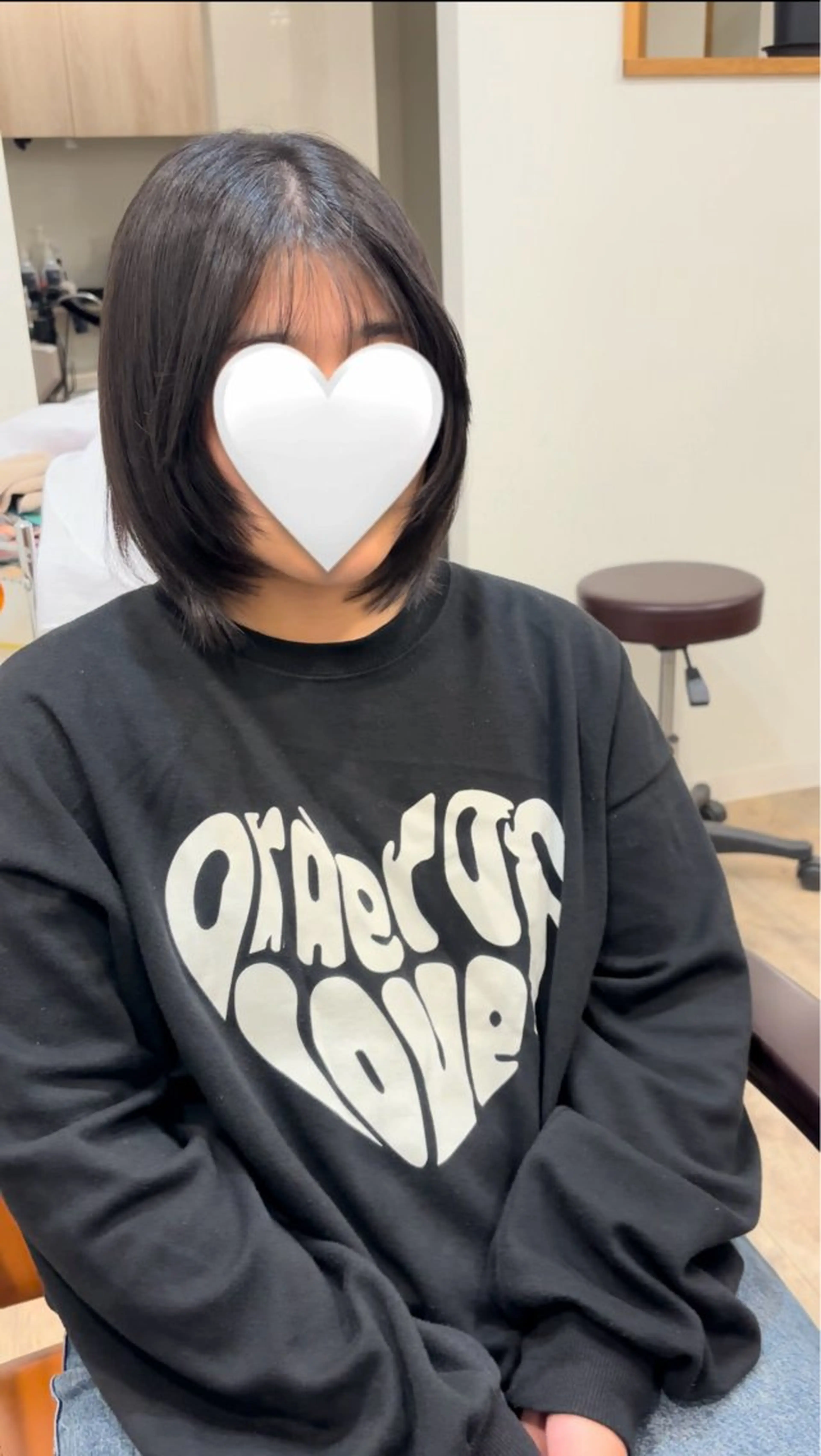 ミディアム カット レイヤーカット🫧艶 カラー/LILICAのヘアスタイル