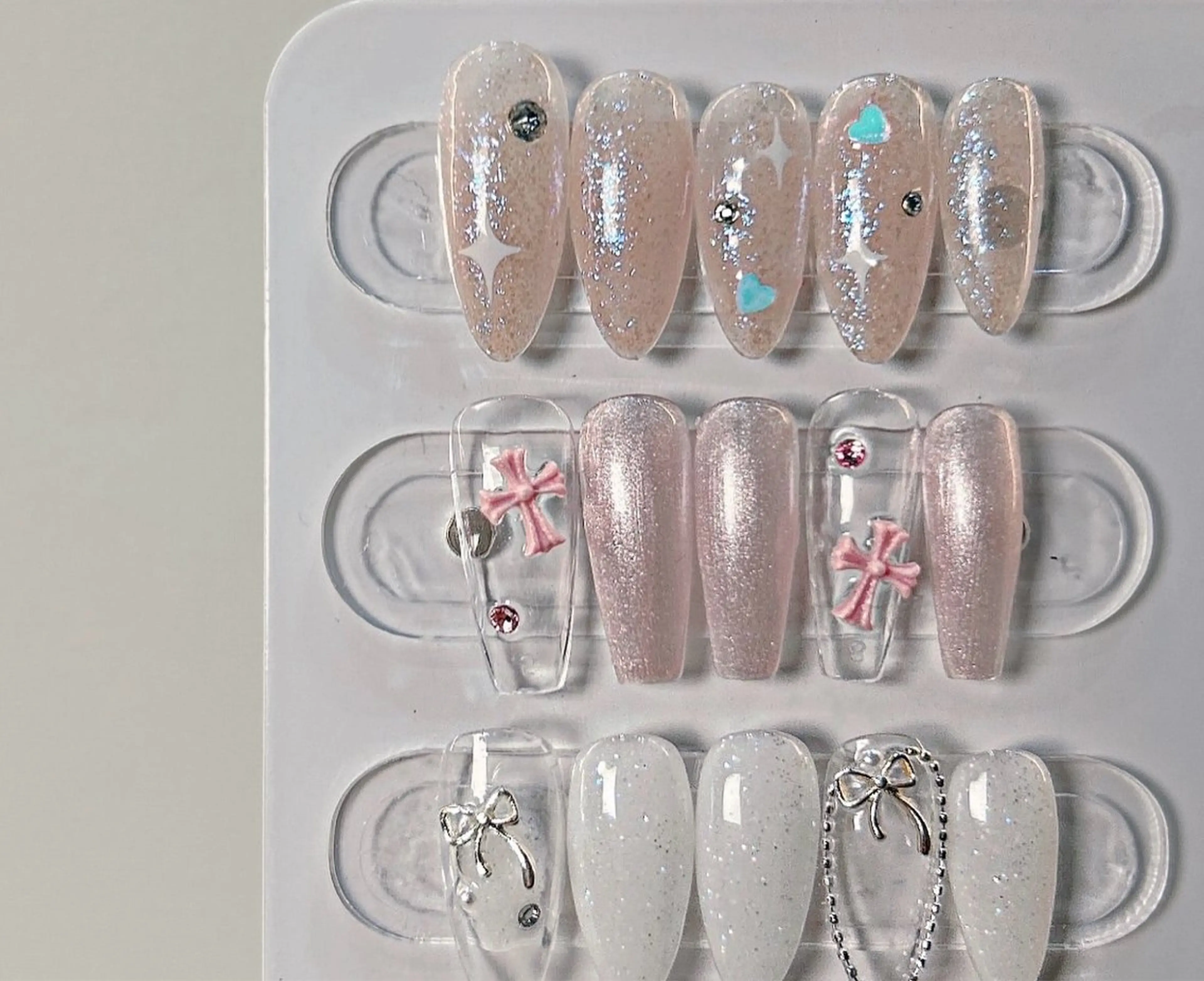 ネイル ハンドネイル Moana Nail 長さだし専門店のネイルデザイン