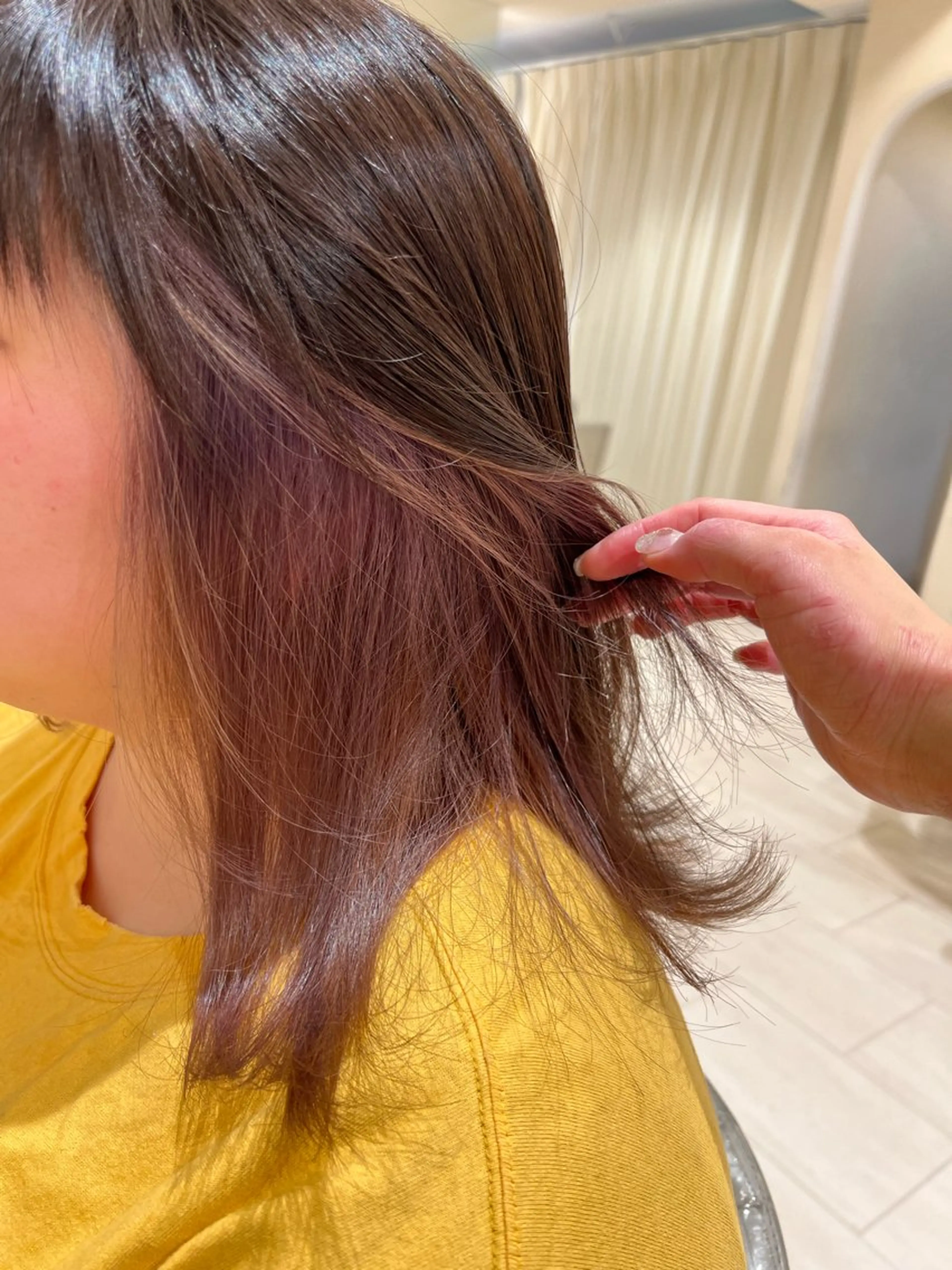 カラー 久永 菫のヘアスタイル
