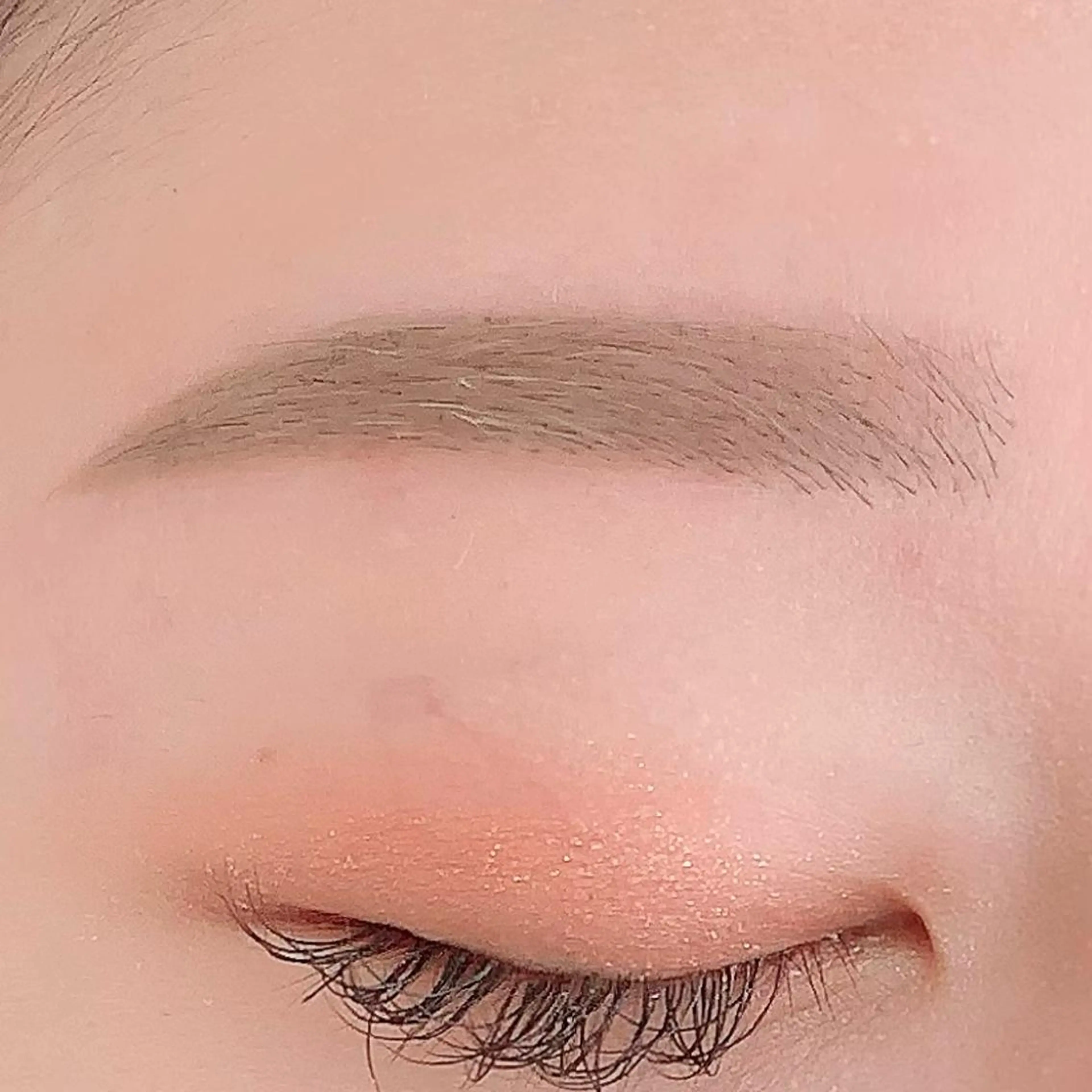 アイブロウ 眉毛ワックス脱毛 BellFlower Aki（眉・まつげ）のマツエク・マツパデザイン