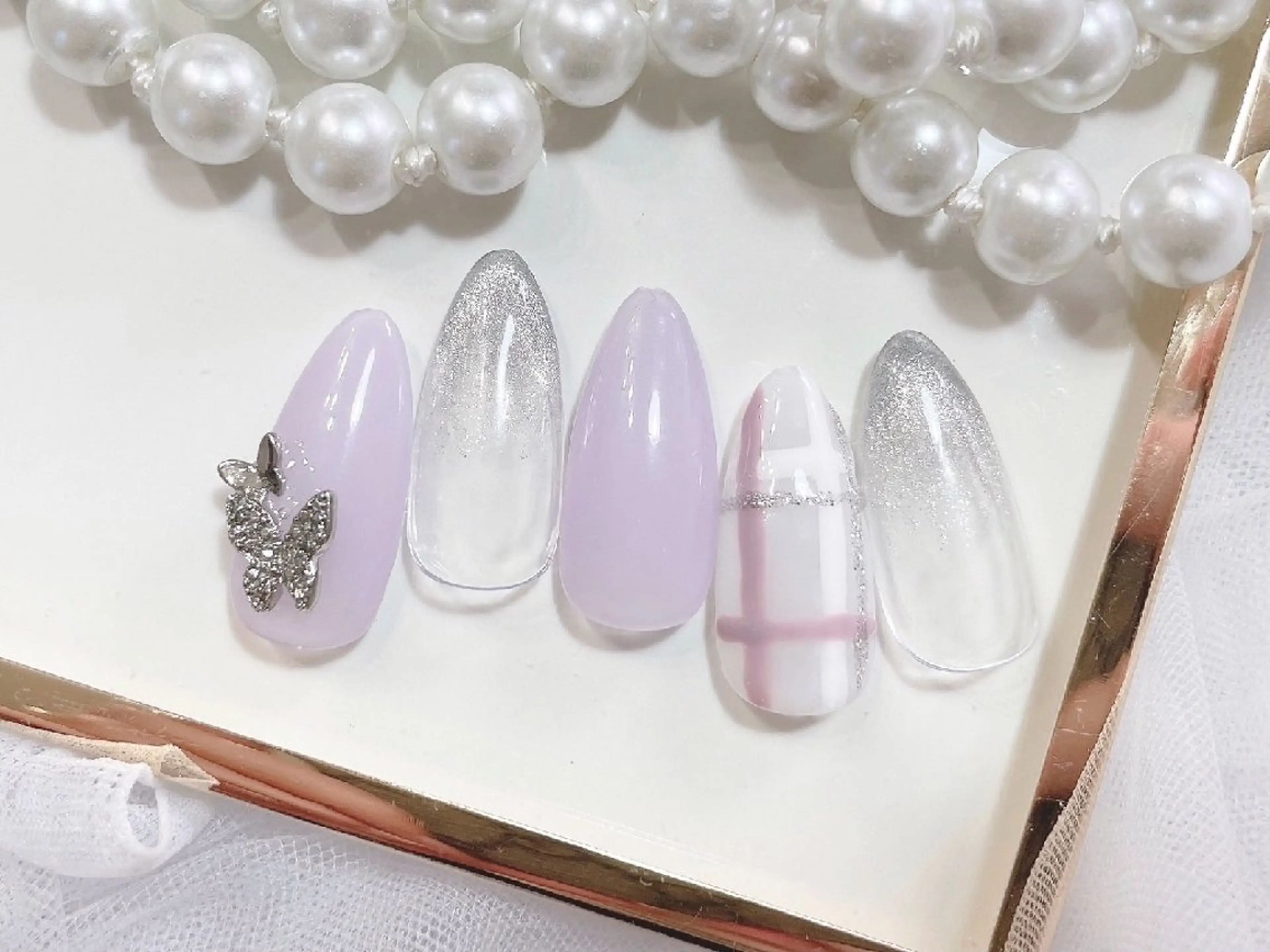 ネイル アートネイル フレンチネイル ジェルネイル ガラスフレンチ ハート ハンドネイル Nailsalon Merci東中野のネイルデザイン