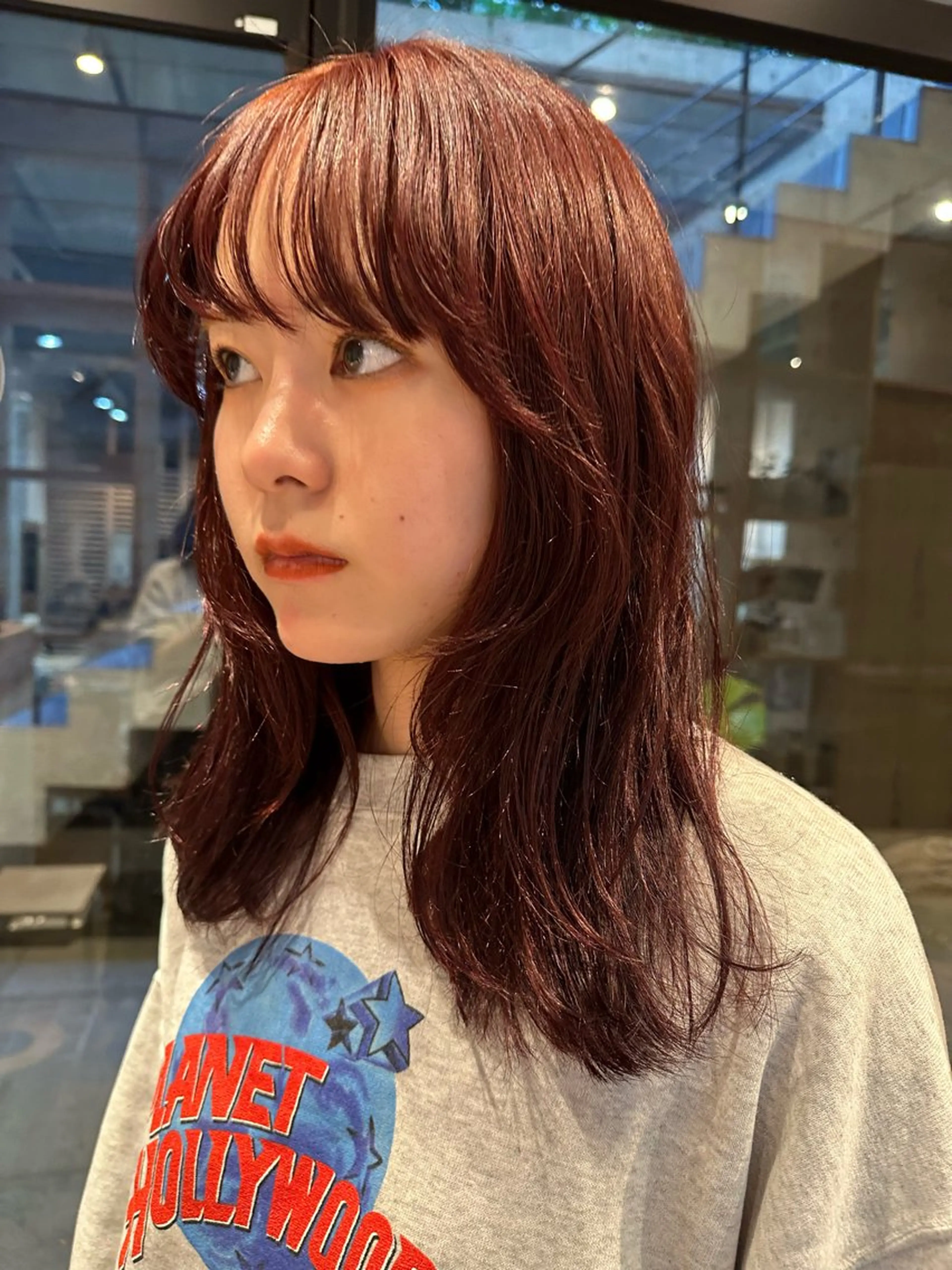 ロング カラー パーマ 阿久津真衣 似合わせカットのヘアスタイル