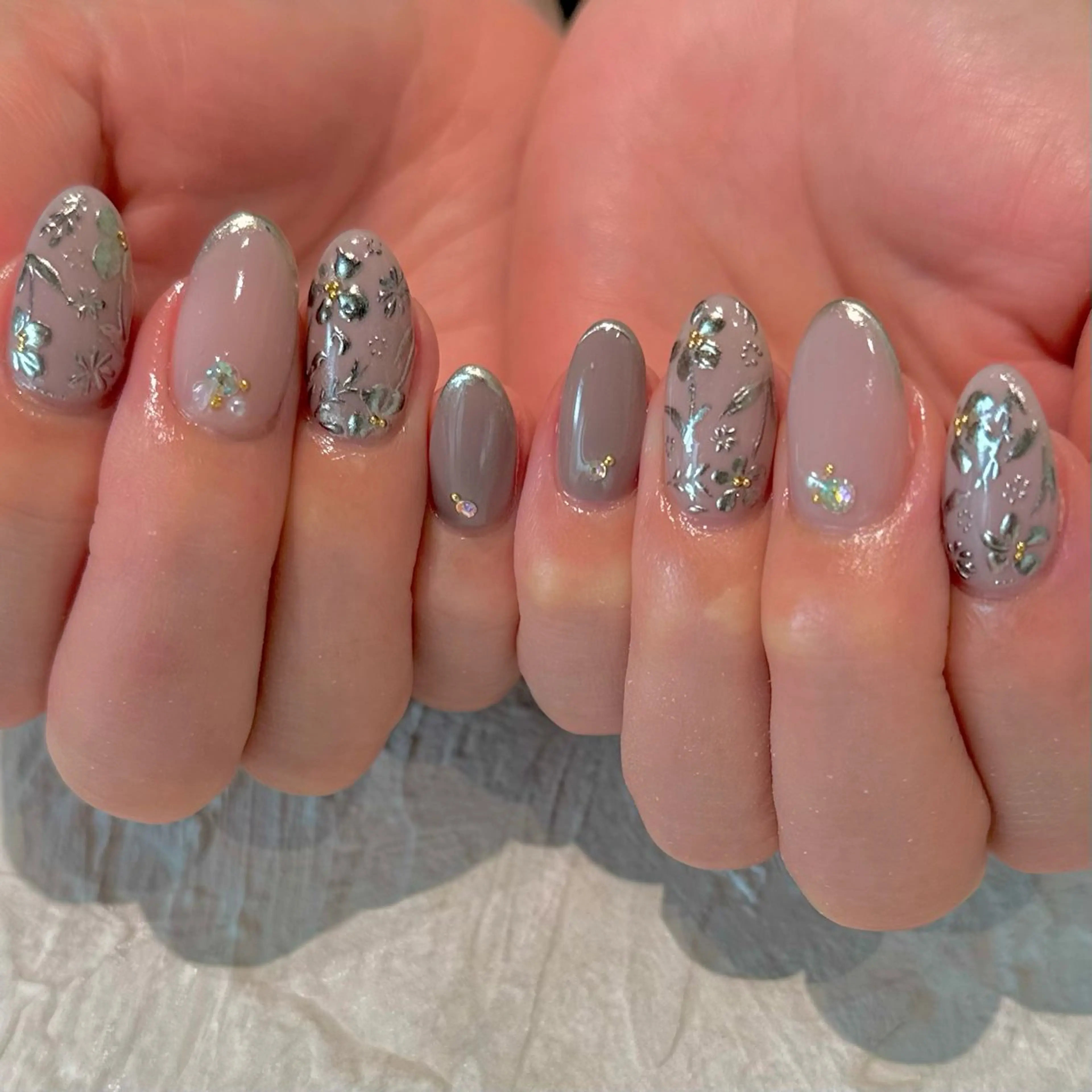 ネイル nailsalon mio  Rieのネイルデザイン