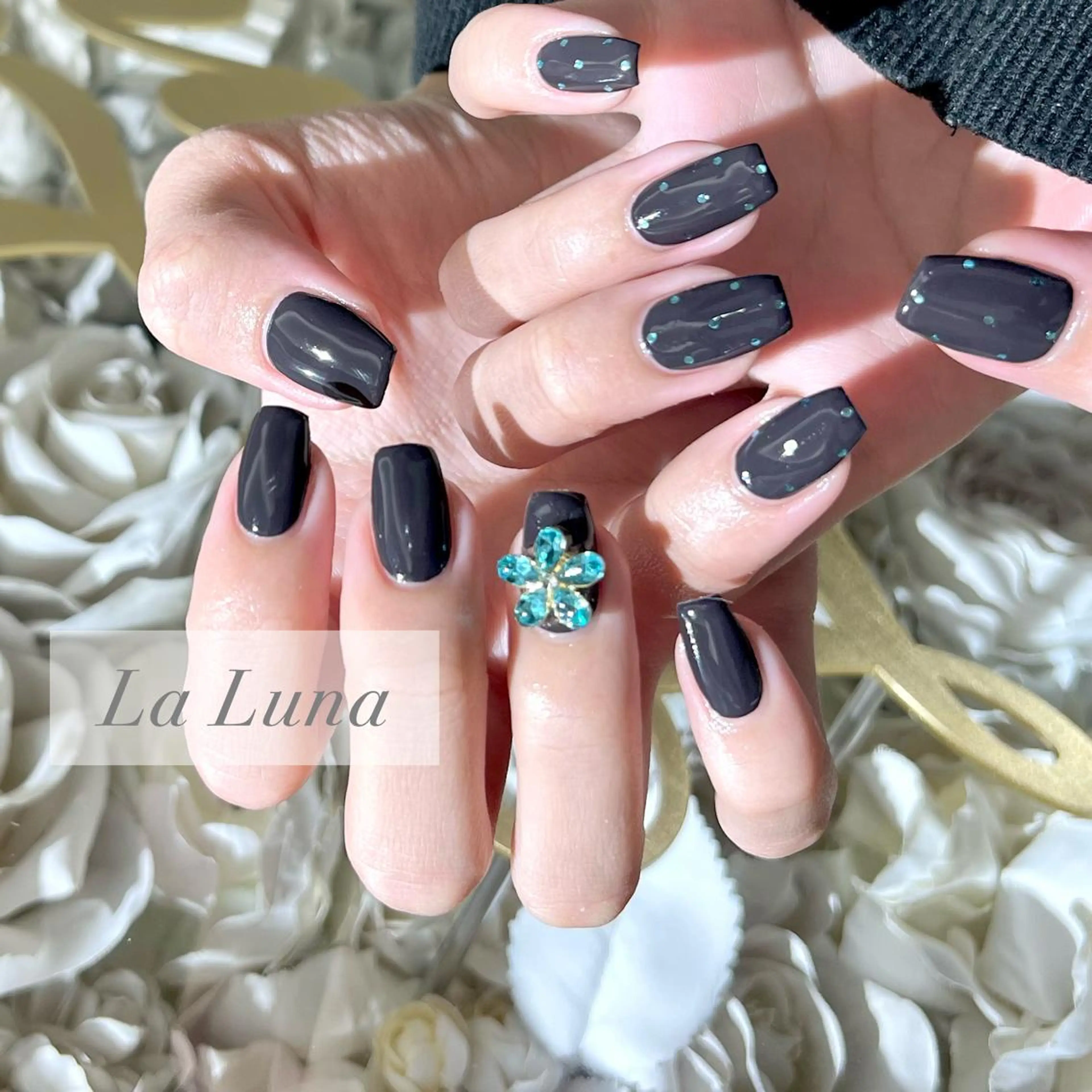 ネイル ハンドネイル ＬａＬｕｎａ🌙 natsukiのネイルデザイン