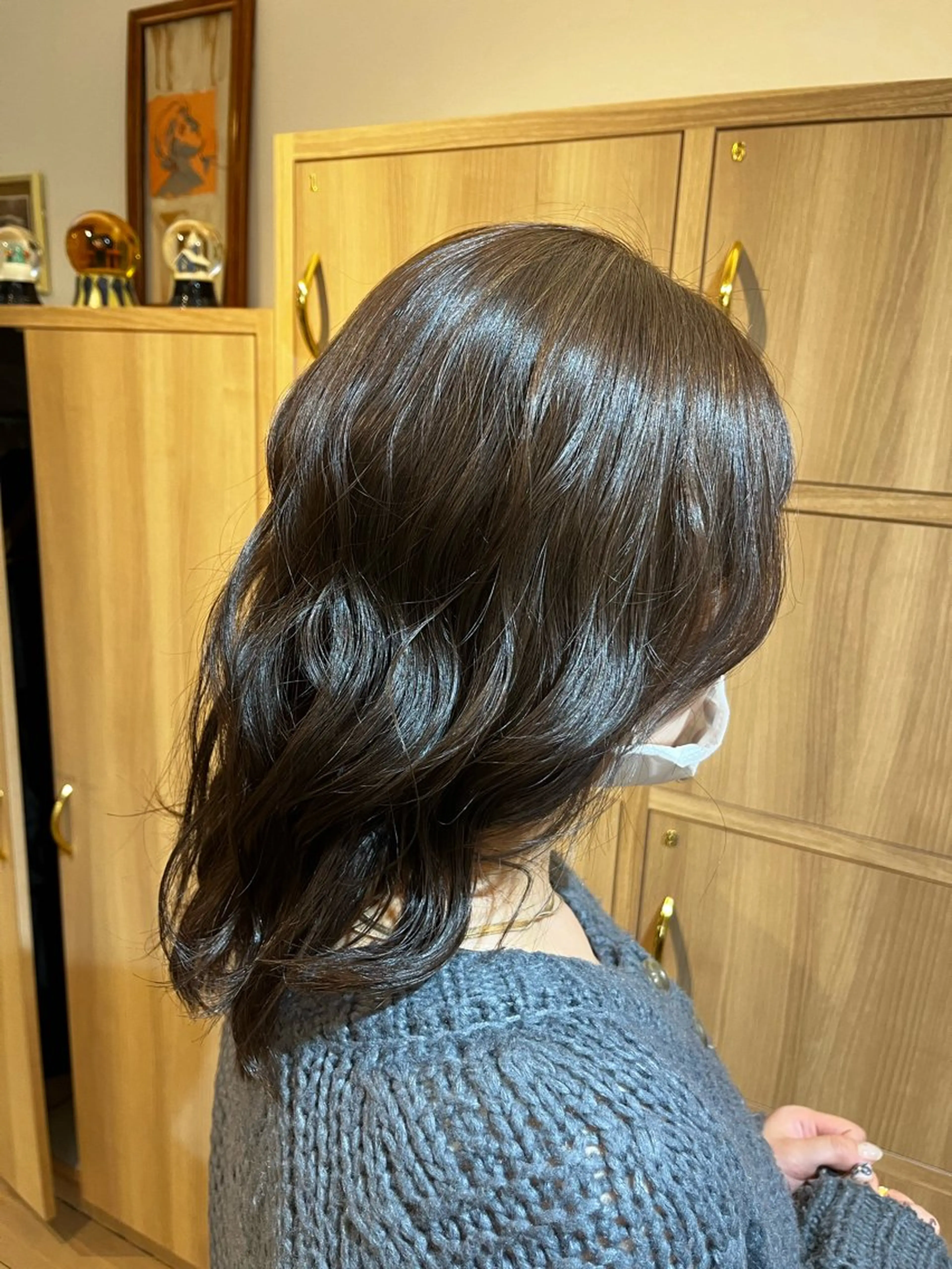 ミディアム カラー ベージュカラー グレージュ オリーブベージュ オリーブカラー オリーブグレージュ 臺 佳連のヘアスタイル