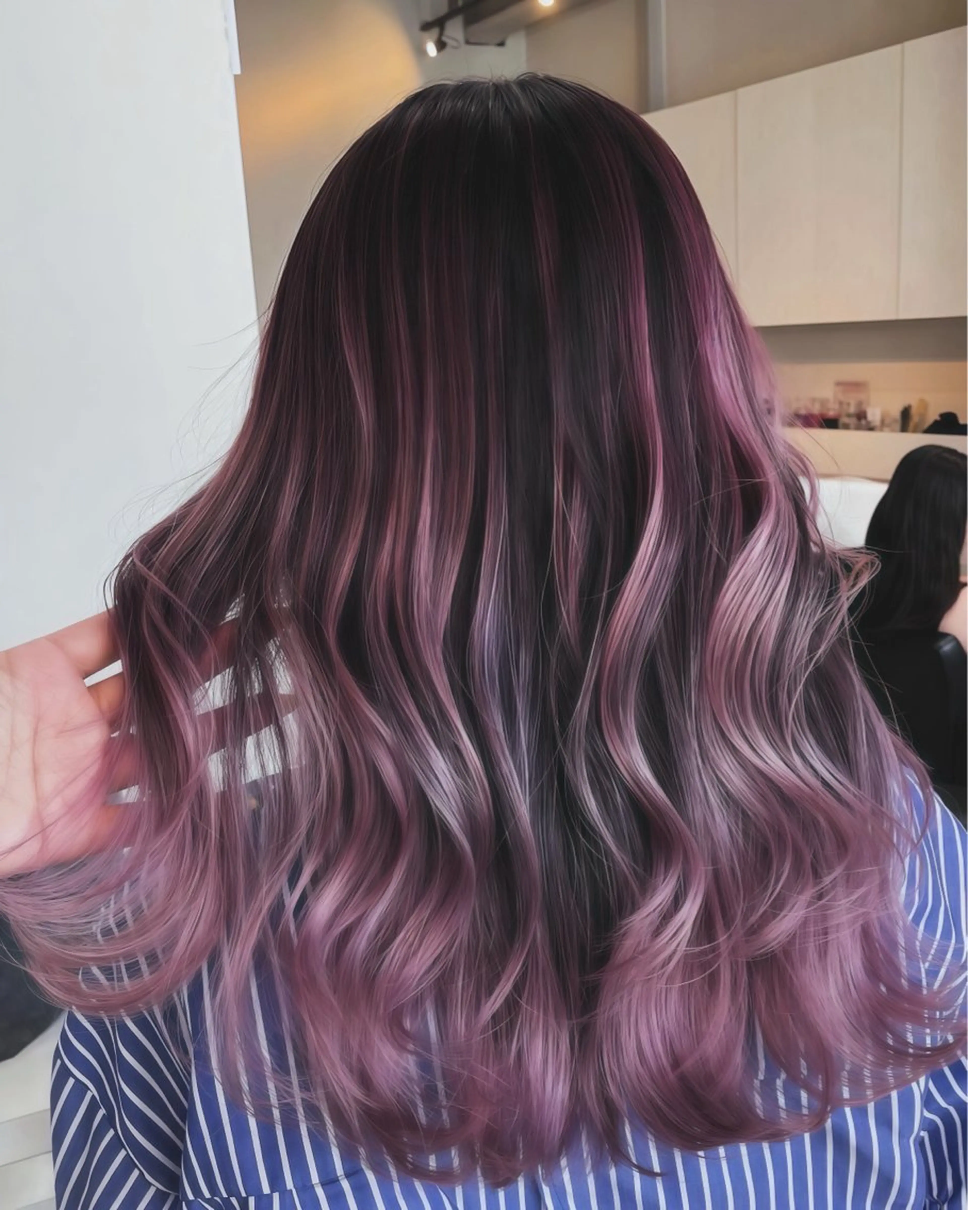 ロング カラー バレイヤージュ ブリーチ ケアブリーチ ダブルカラー ハイライトカラー カット ヘアカラー トリートメント ヘアセット Rikuto/原宿 /バレイヤージュのヘアスタイル