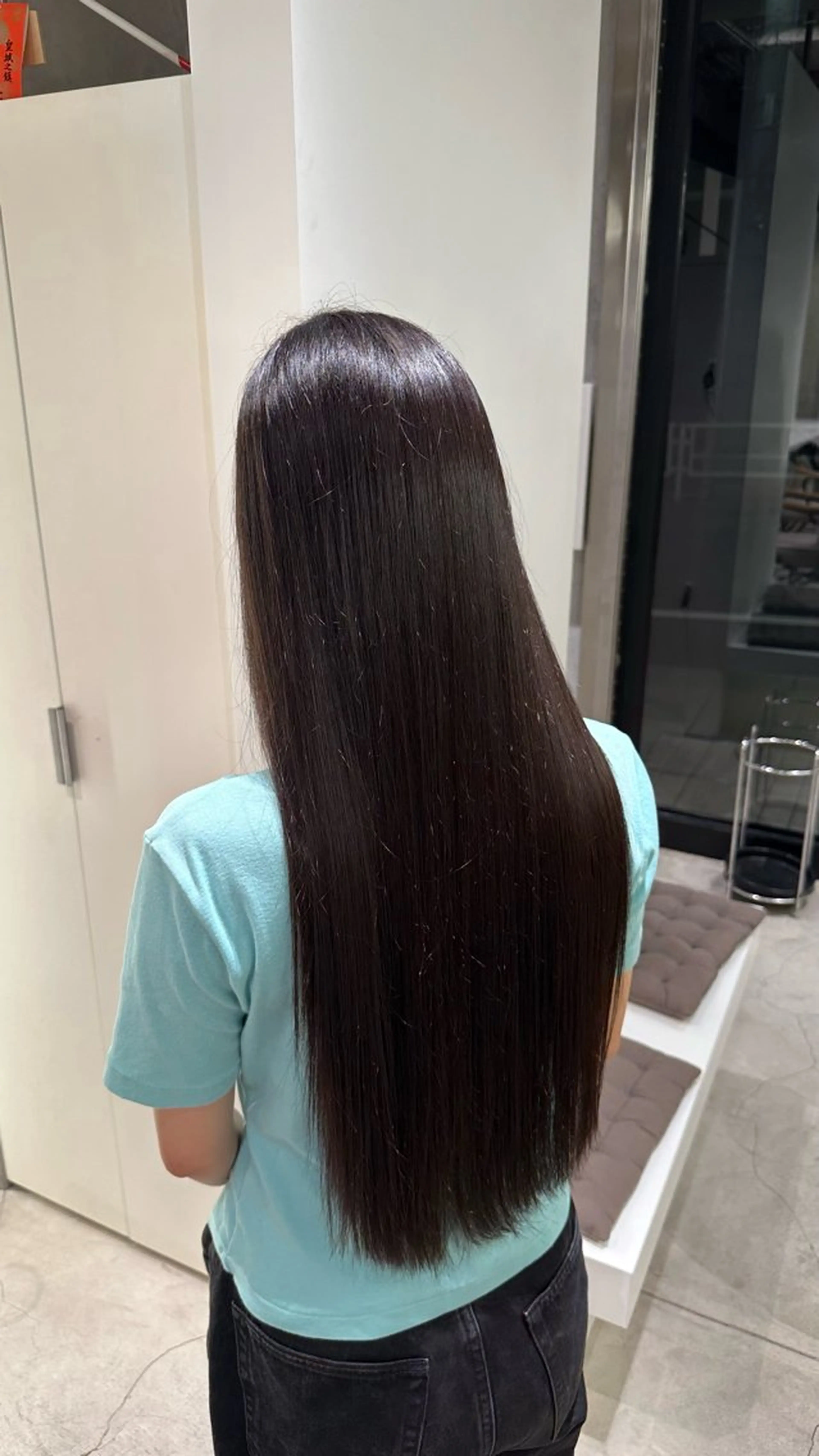 ロング トリートメント 新屋敷 拓大のヘアスタイル