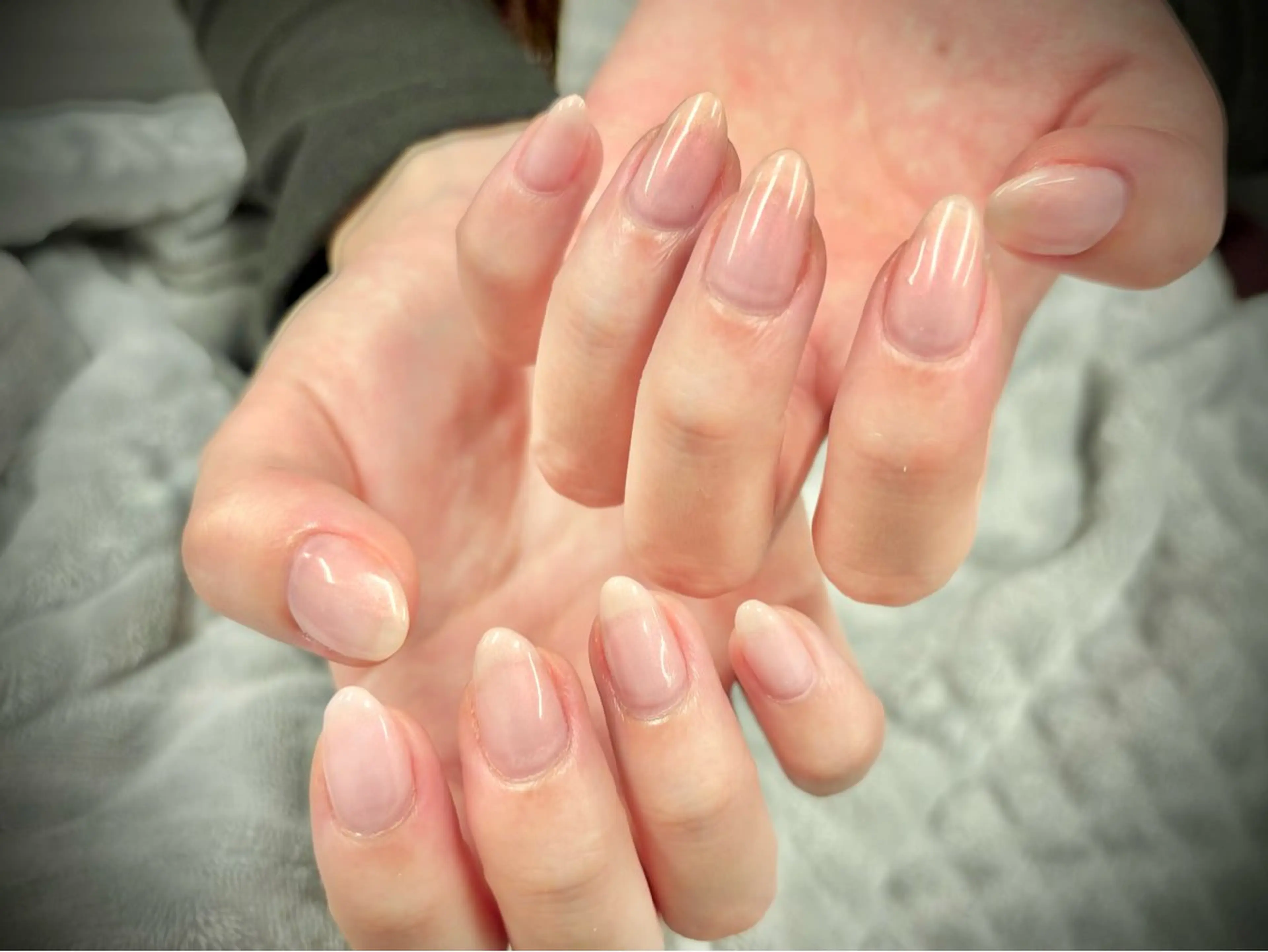 ネイル ワンカラーネイル シンプルネイル ハンドネイル tete. nailのネイルデザイン