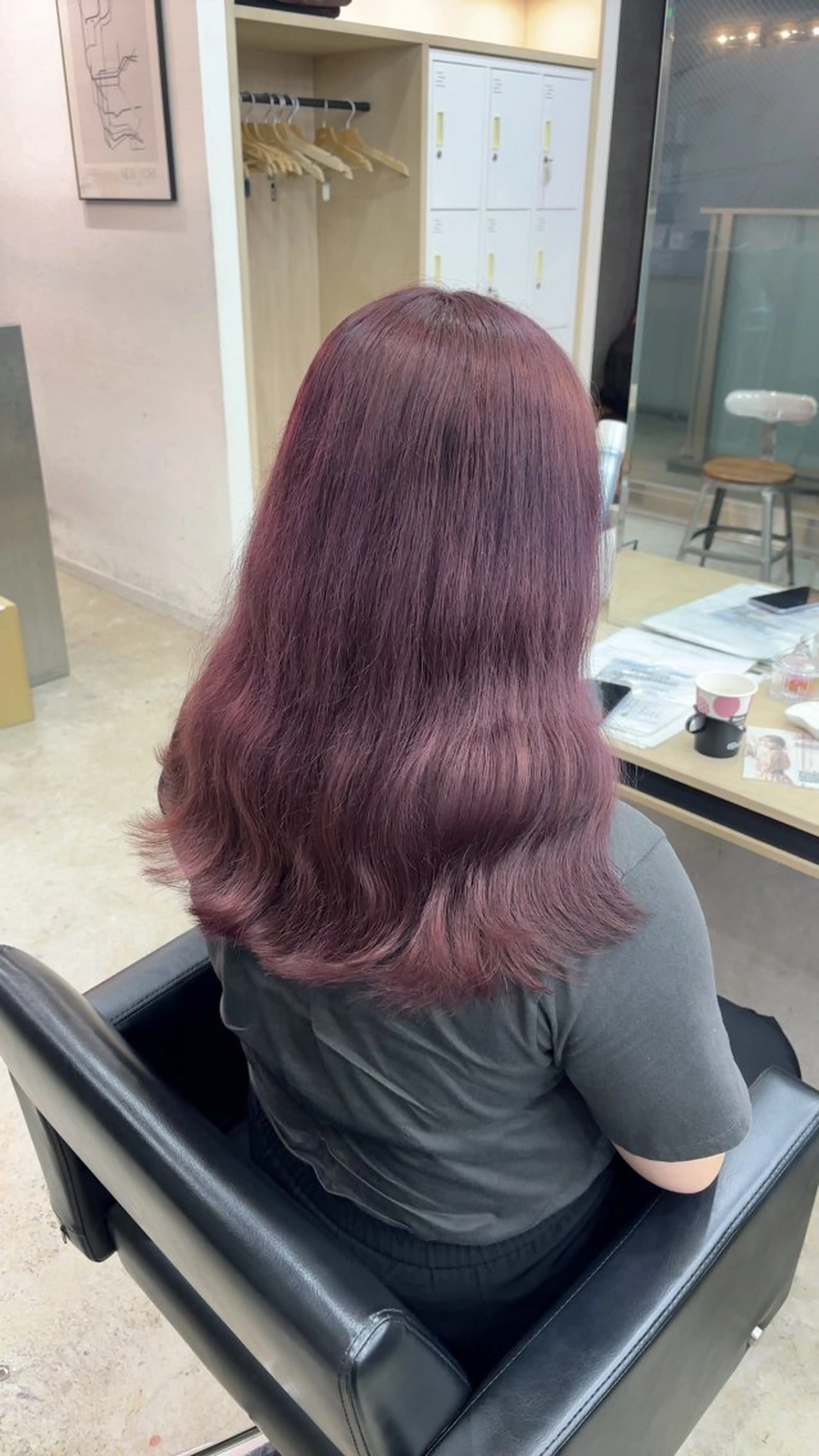 ロング カット ヘアカラー 🪽髪質改善ストレー ト🤍美羽🤍のヘアスタイル