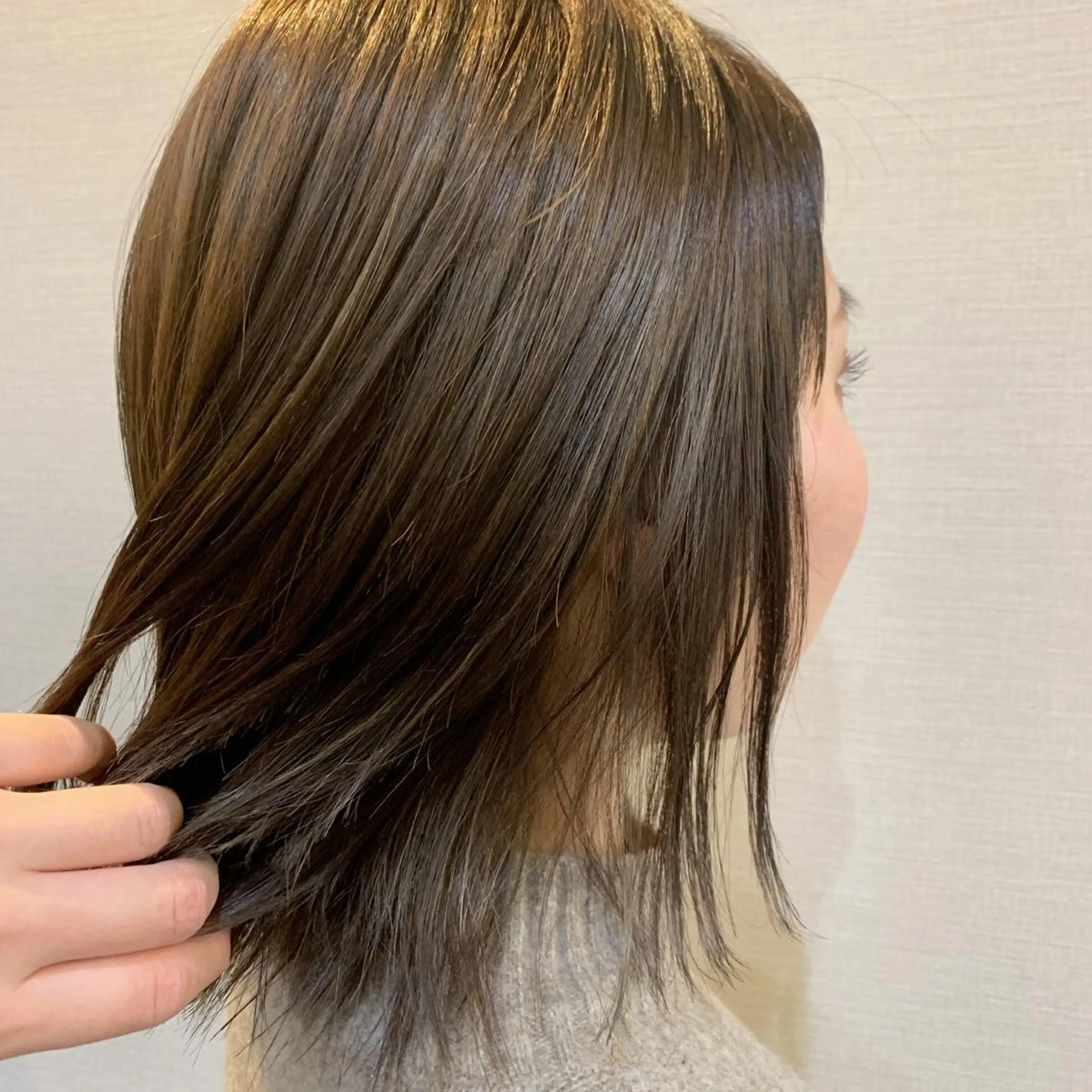 ミディアム カラー HairDesign Azurのヘアスタイル