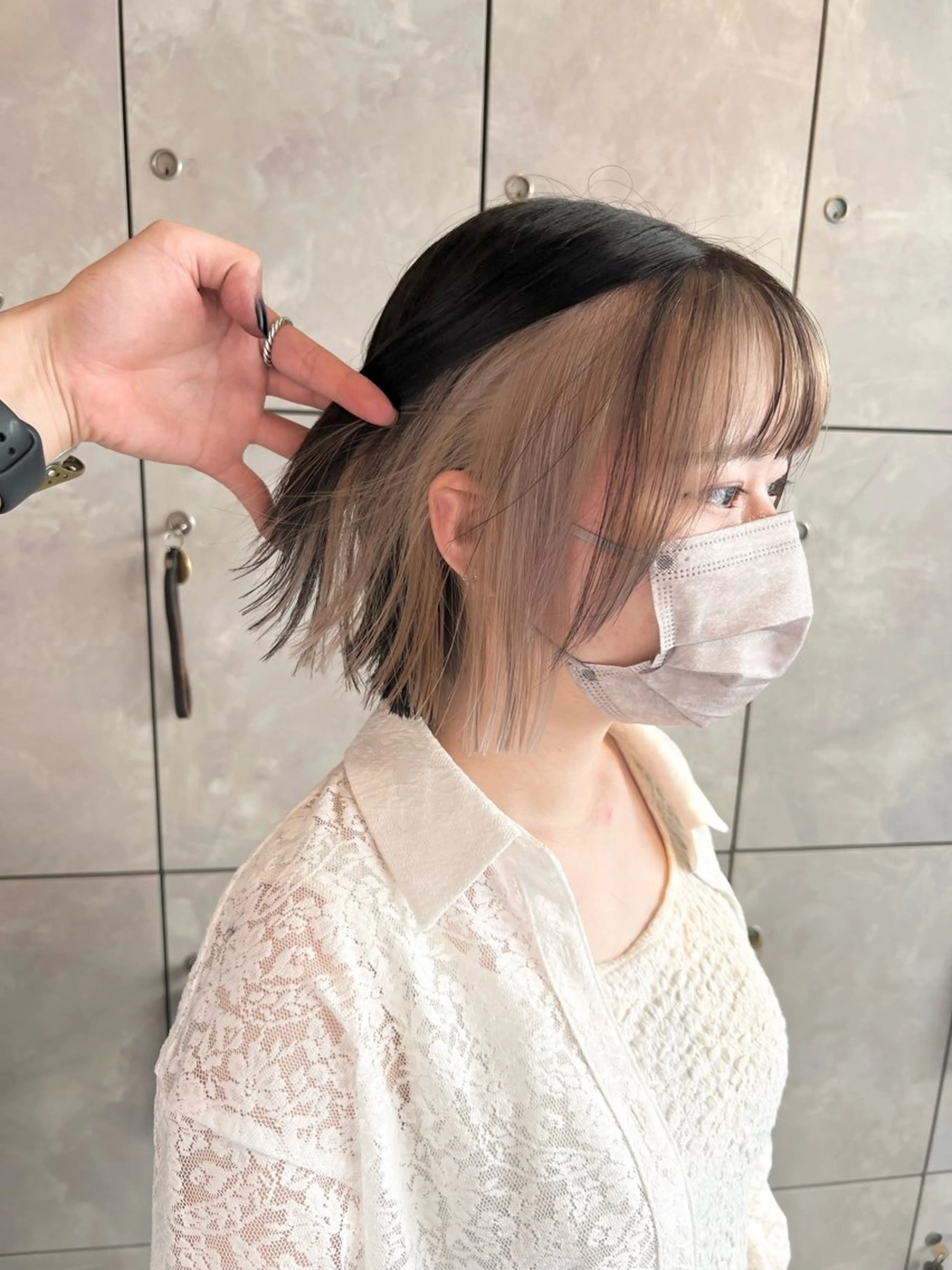 ショート カラー ミストバング ベージュカラー ブリーチ ケアブリーチ  フェイスフレーミング カット ヘアカラー トリートメント ヘアセット I've  for hair所属・🫧艶ハイトーン ブリーチ🫧トモヤのヘアスタイル