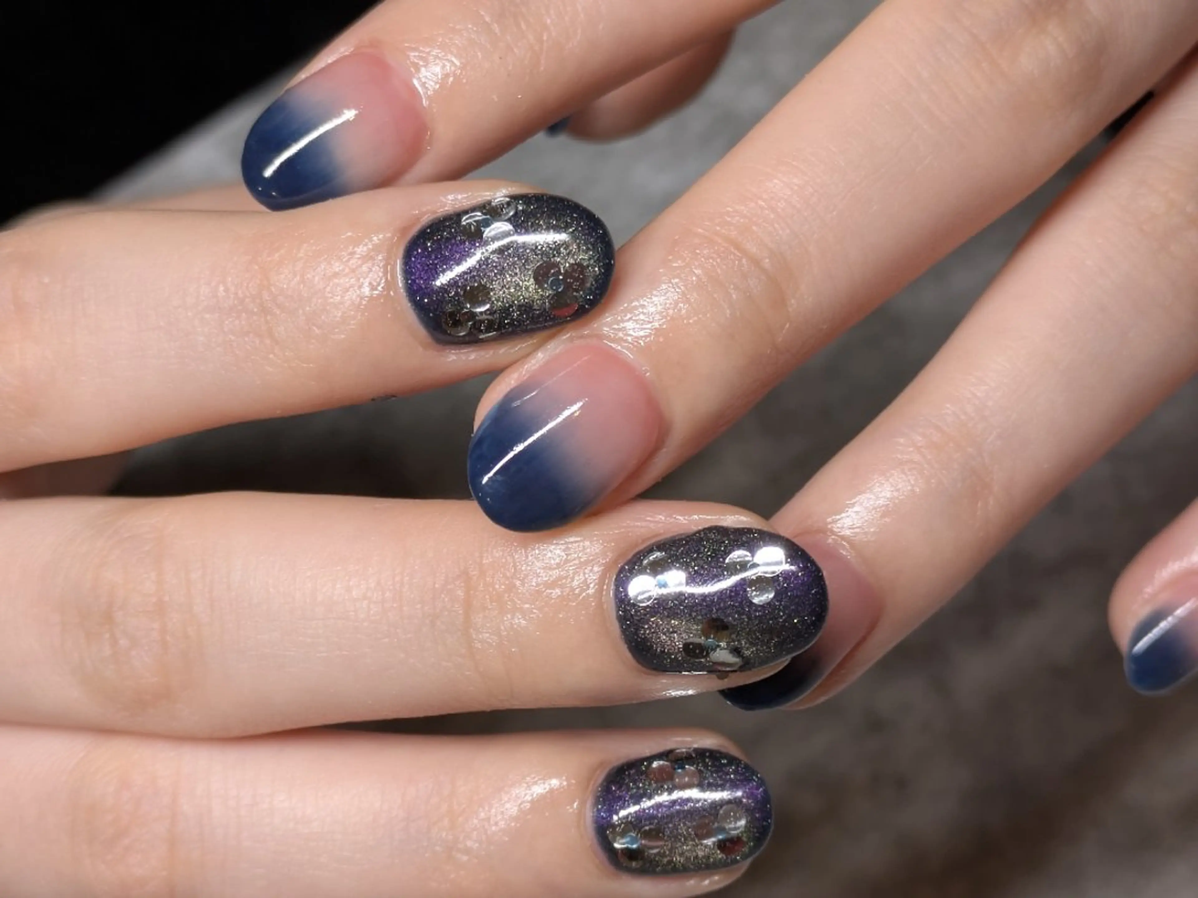ネイル ニュアンスネイル 【新宿三丁目】AMIのネイルデザイン