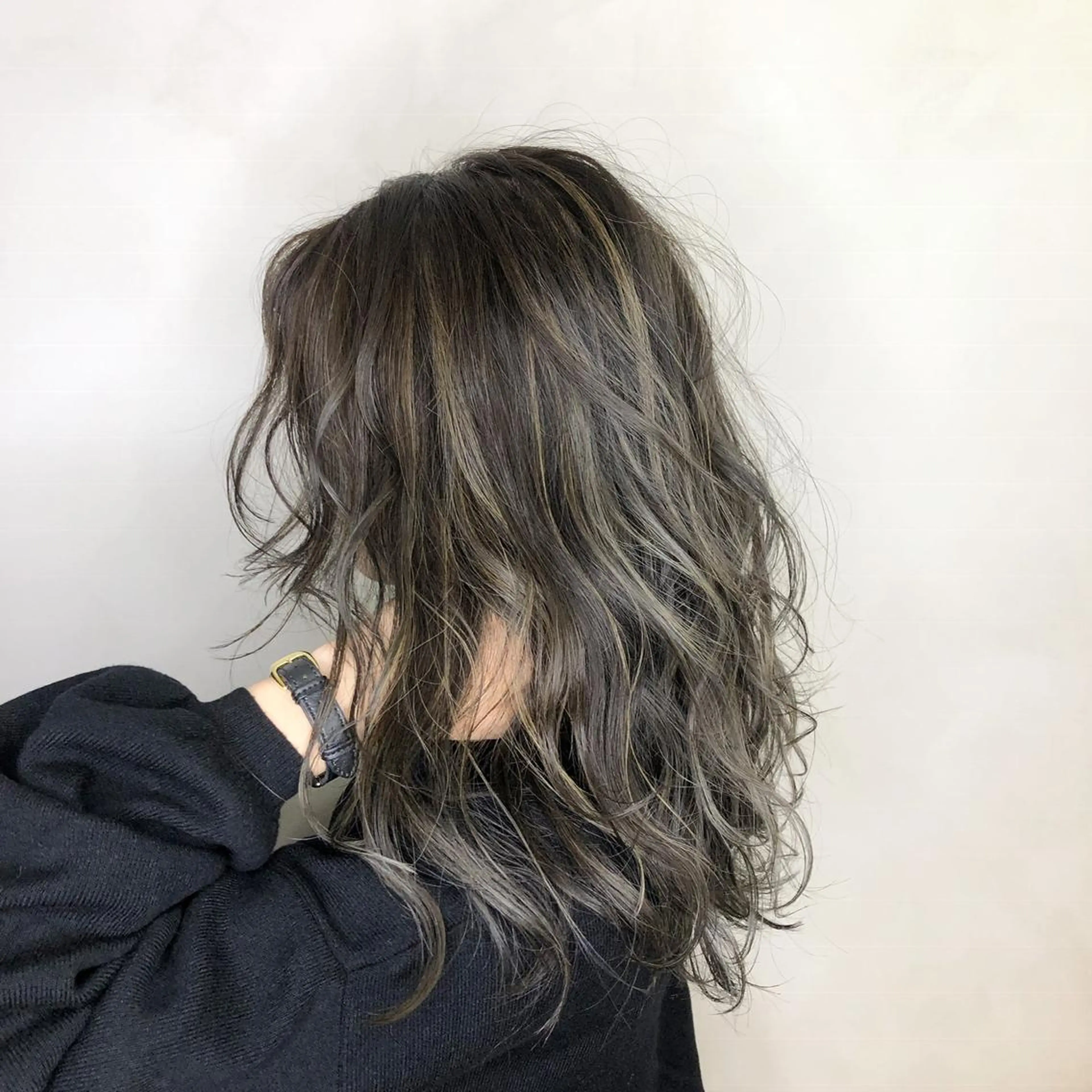 セミロング ハイライト カット ヘアカラー トリートメント AUBE HAIRazul吉祥寺所属・髪質改善✨幹細胞✨ ウルツヤ🌈清水　祥のヘアスタイル