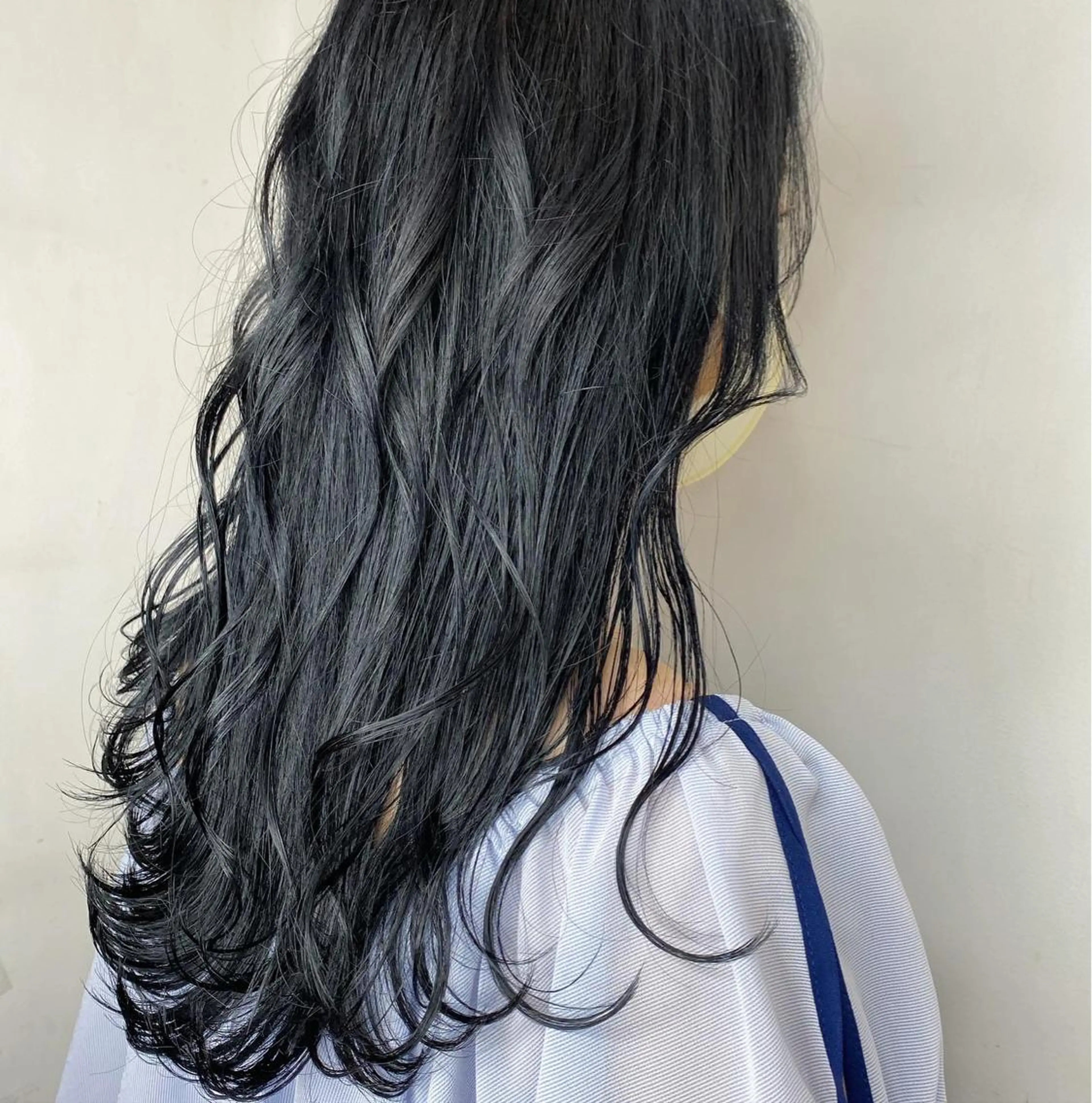 セミロング カラー ヘアカラー トリートメント 艶髪レイヤー屋さん 大澤竜馬のヘアスタイル