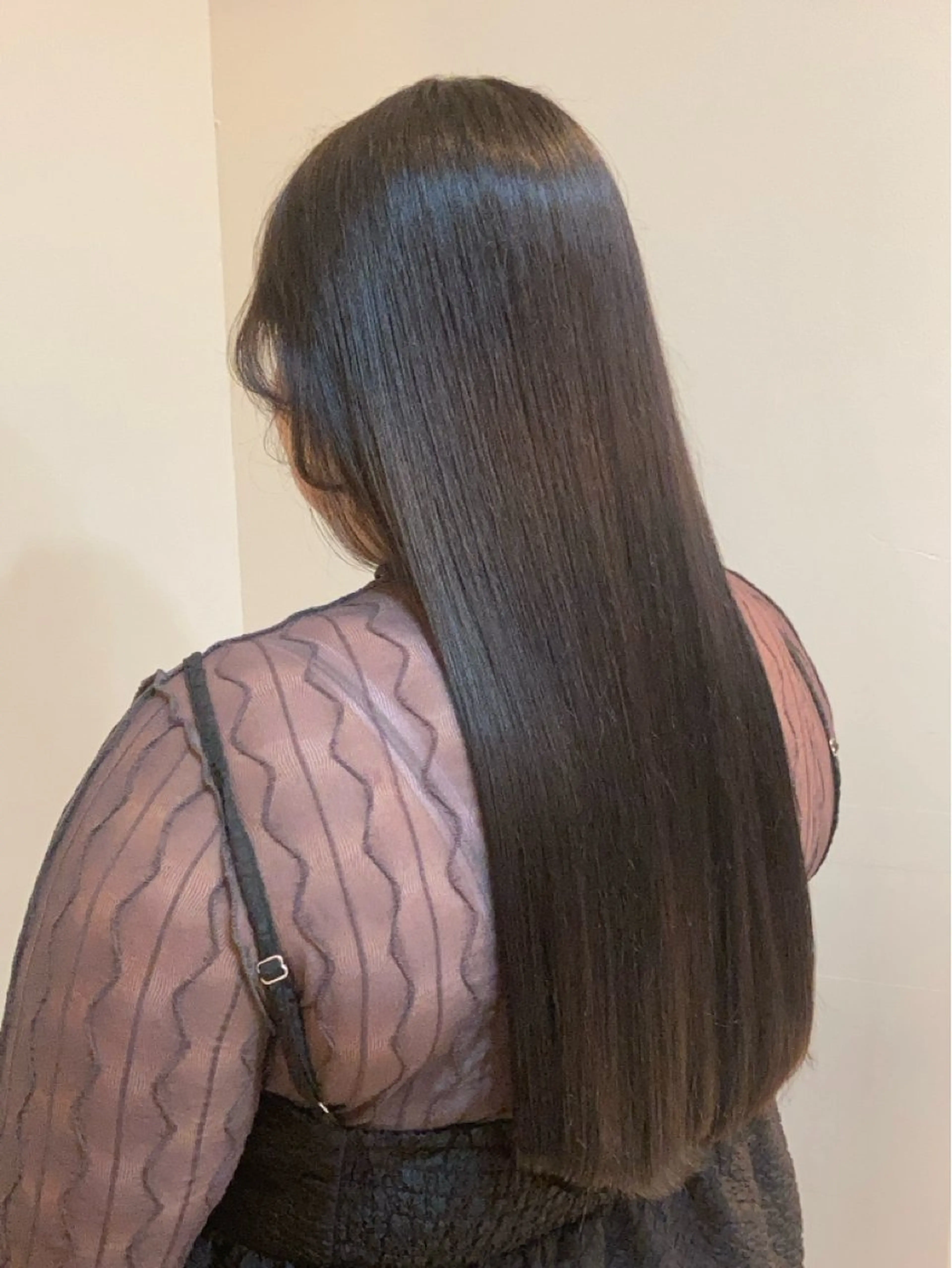 ロング カラー 坂田 愛彩萌のヘアスタイル