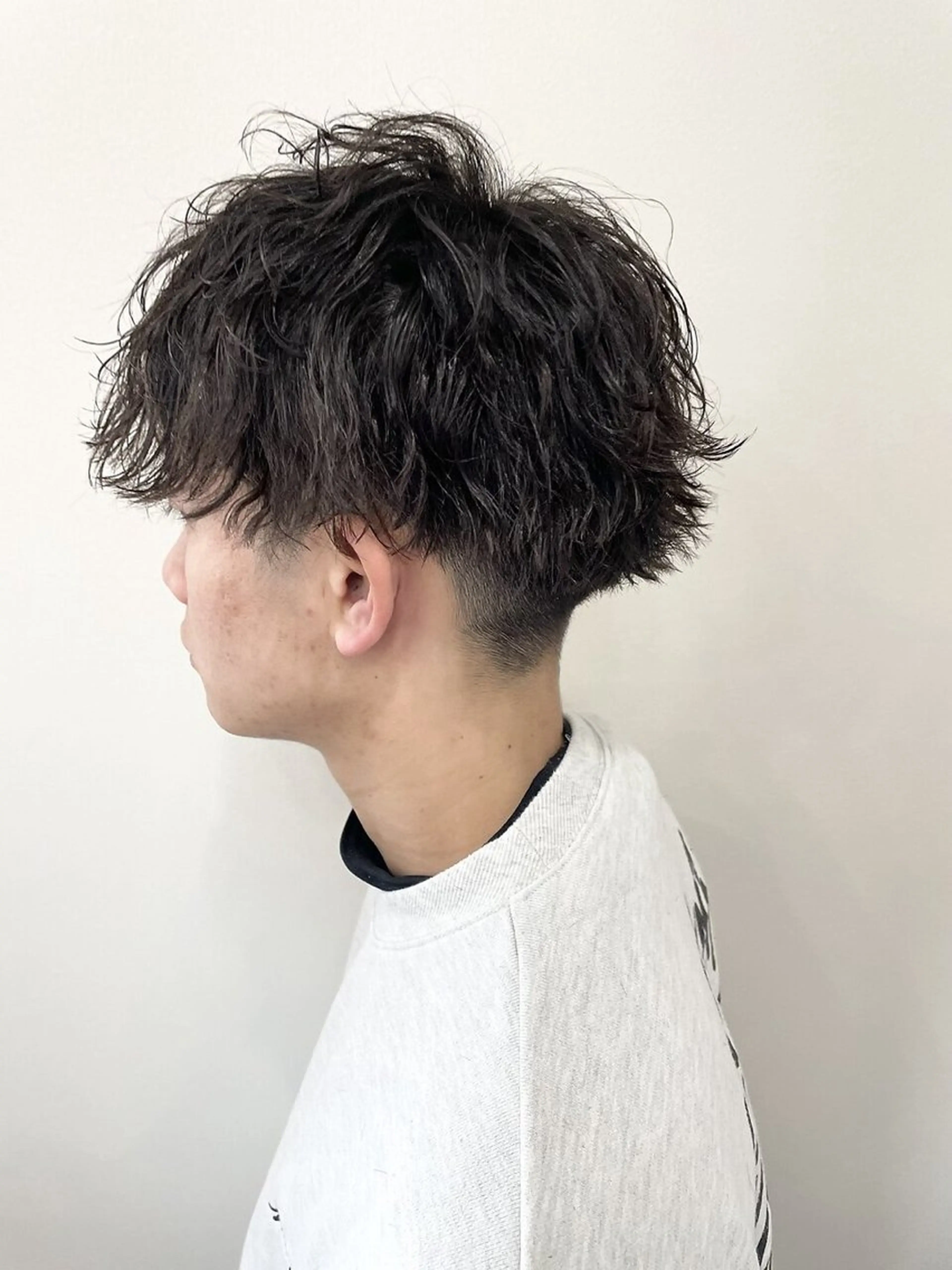 ショート メンズ カット パーマ Olu所属・坂口 飛夢のヘアスタイル