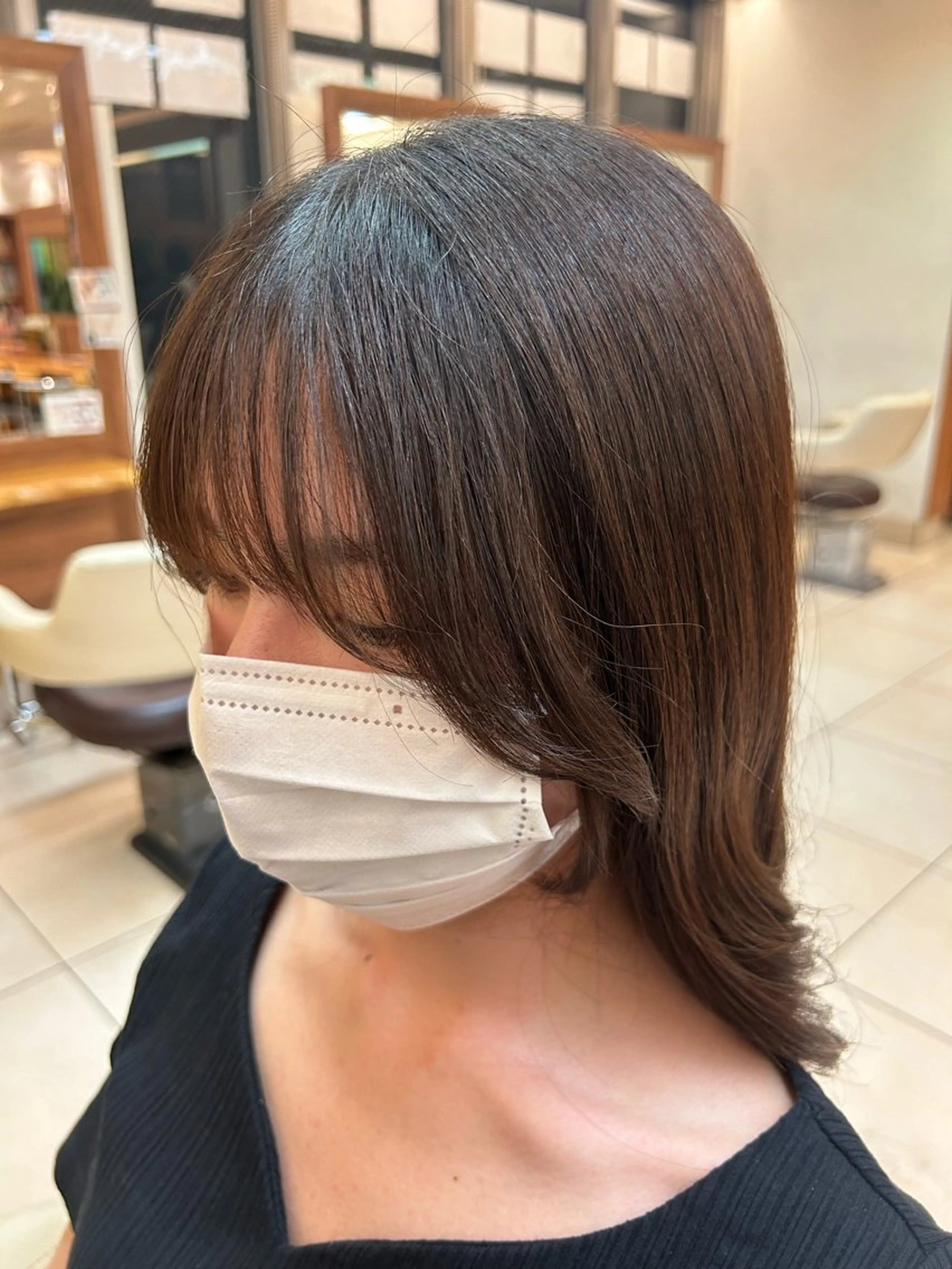 ロング 顔周りカット 三瓶 公子のヘアスタイル