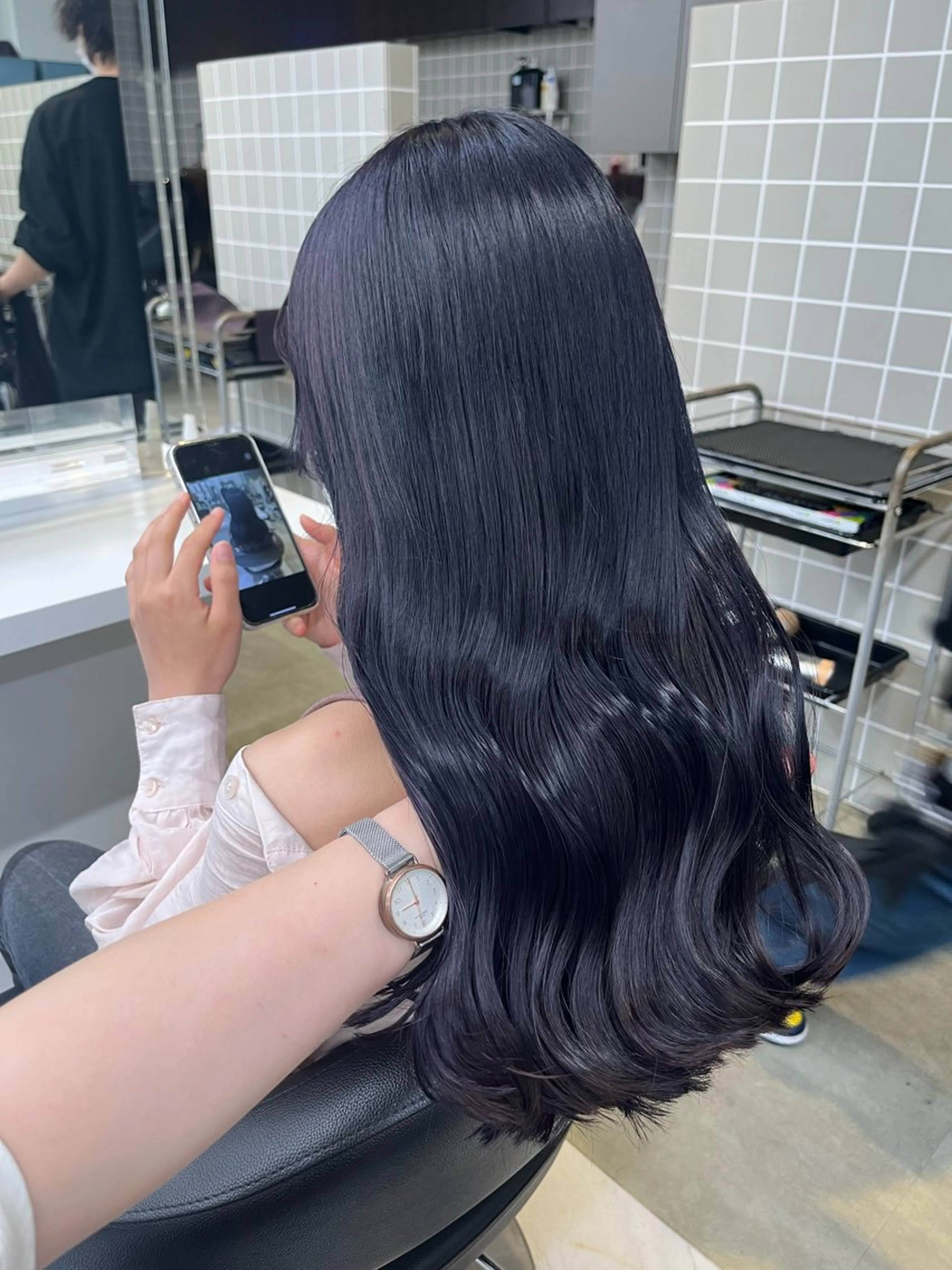 ロング ヘアカラー トリートメント ヘッドスパ ヘアセット 寒色＆ブリーチ特化 寒色MiOのヘアスタイル