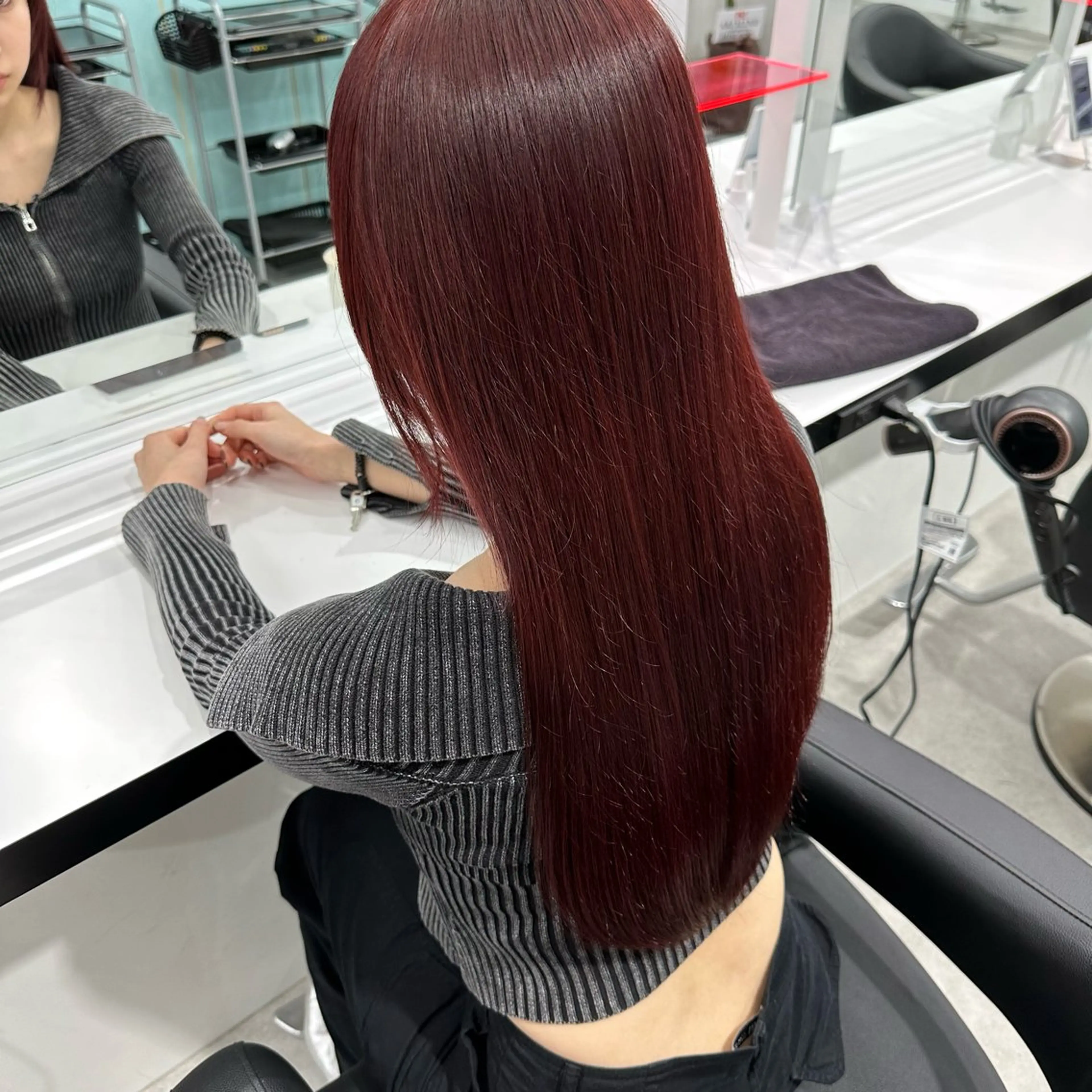 ロング カラー カット ヘアカラー 🍒ワイン系 ウルフカット🍒拓未のヘアスタイル