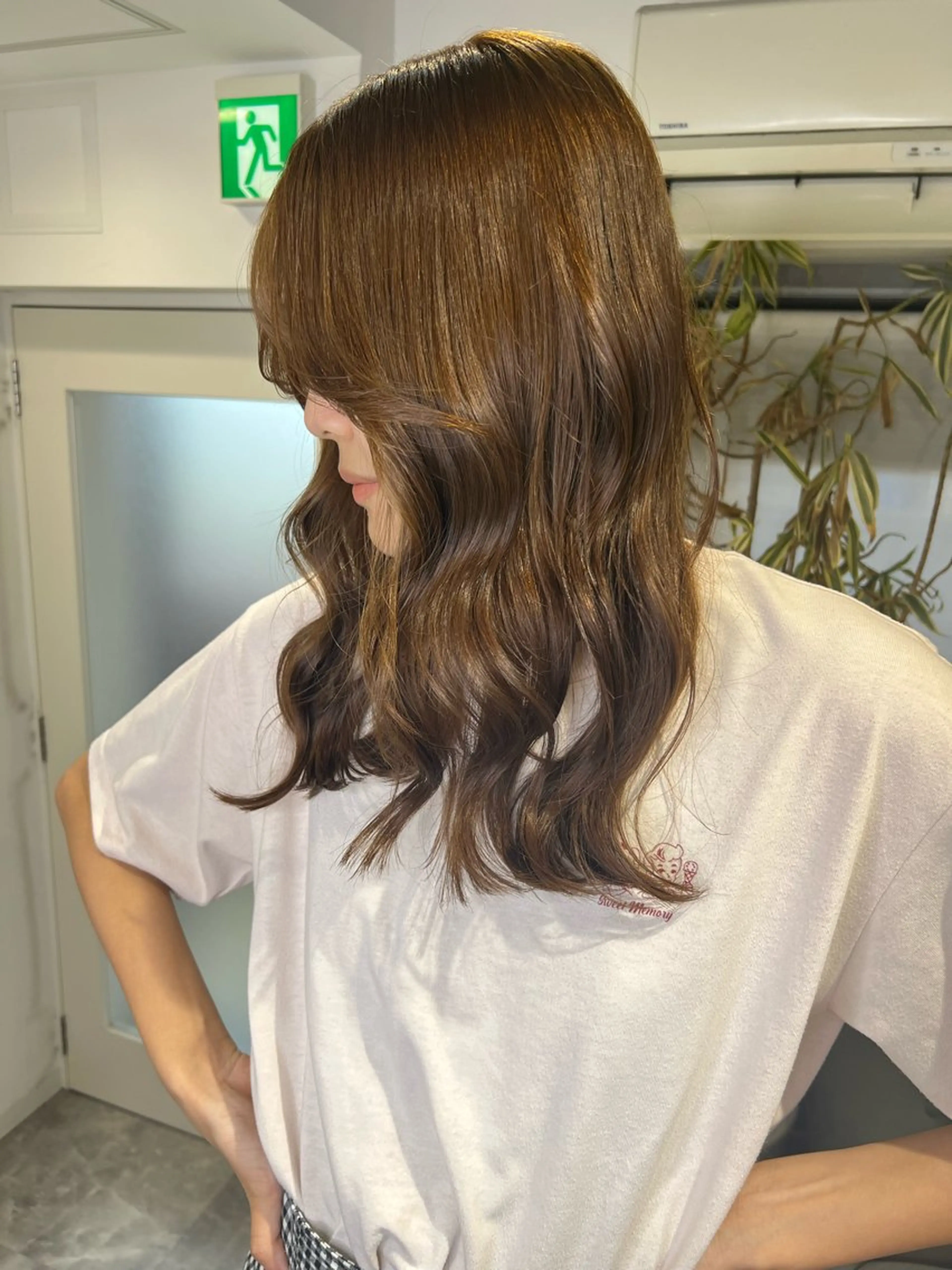 セミロング カラー ベージュカラー ブリーチ ケアブリーチ ブリーチなしカラー TOMONA👑 GiseL梅田店のヘアスタイル