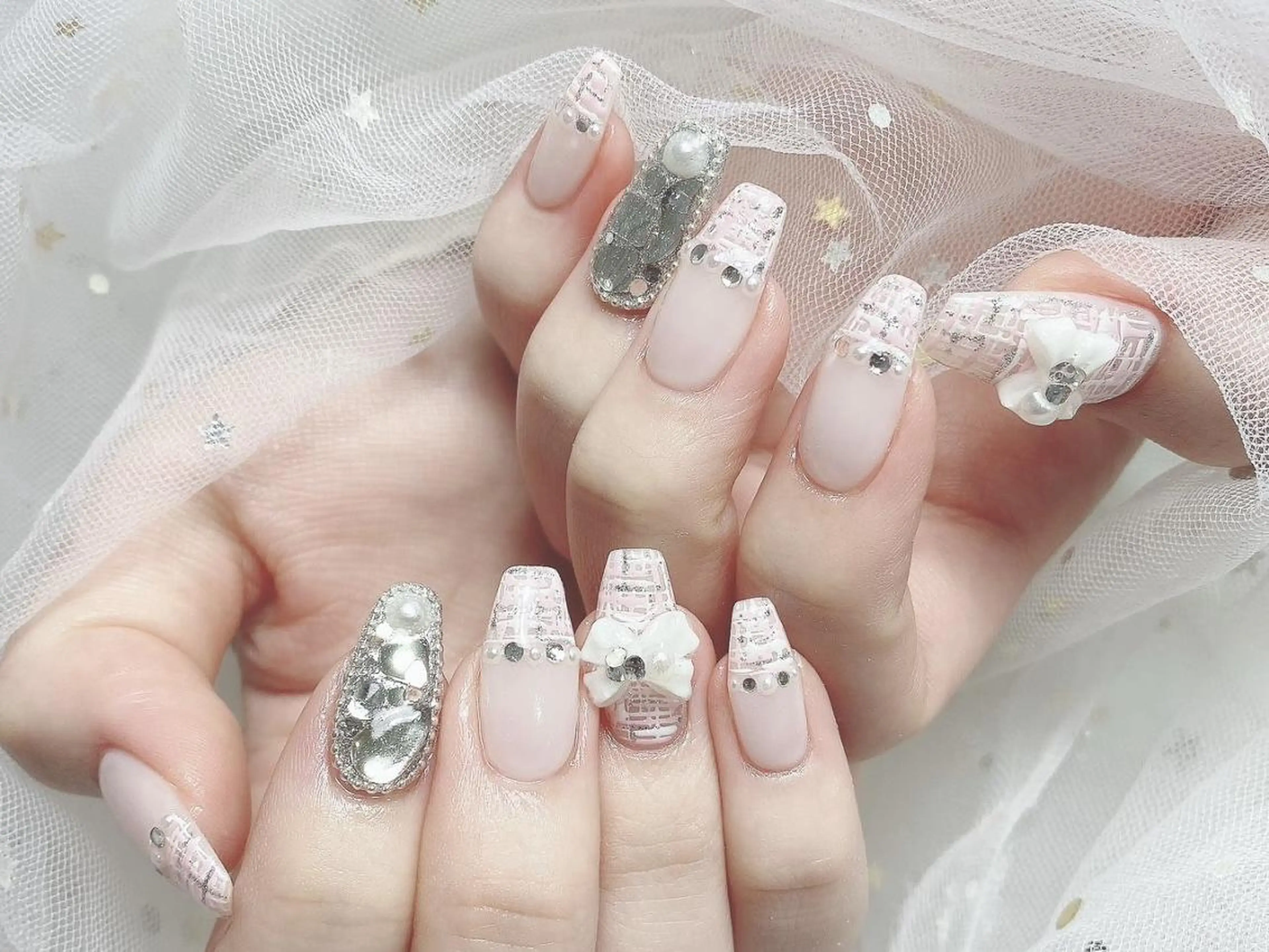 ネイル ジョリ En 💞🦋のネイルデザイン