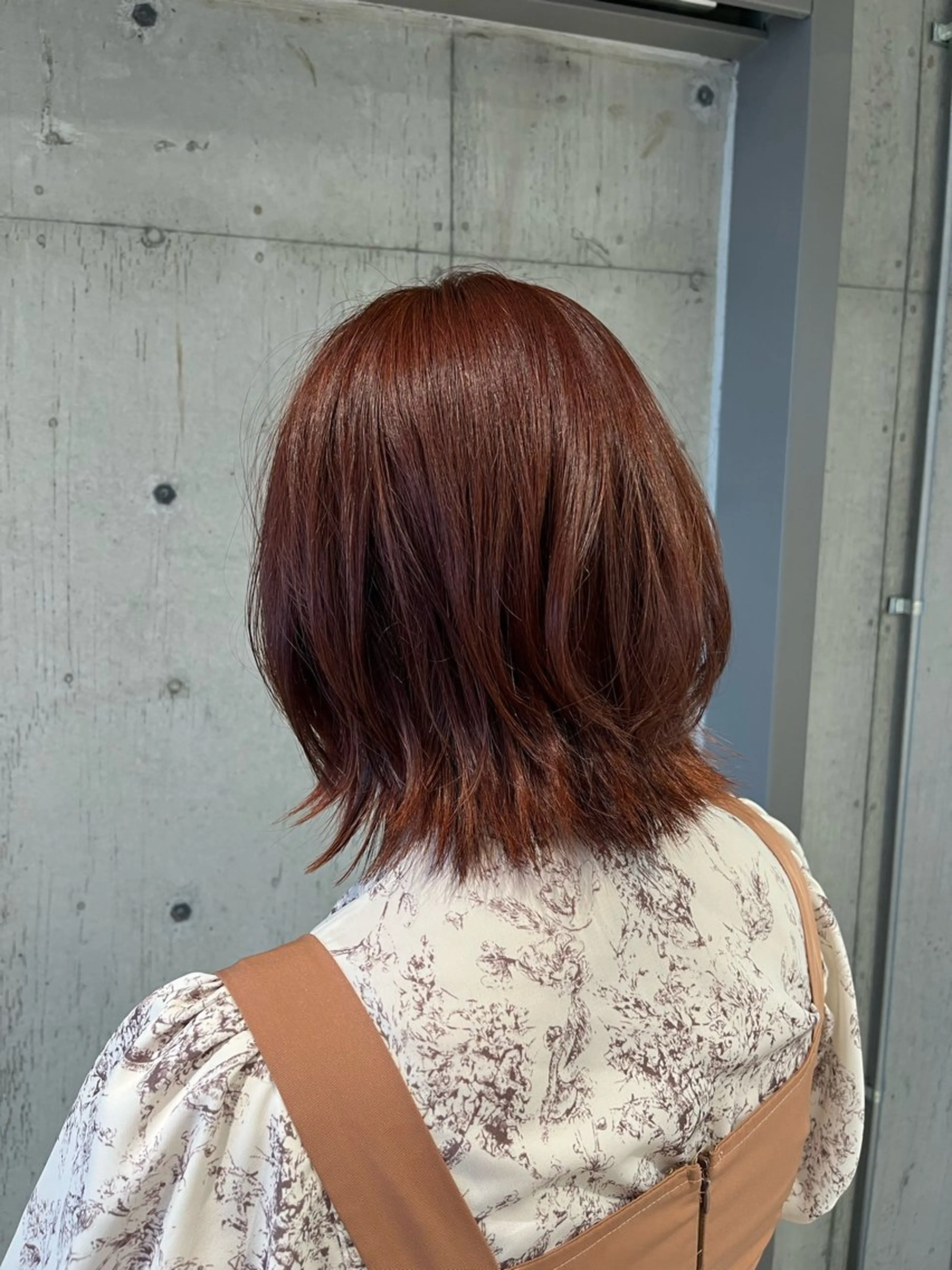 ミディアム カラー ヘアアレンジ カット ヘアカラー トリートメント 傷ませないカラー・ ボブ・リクト📸のヘアスタイル