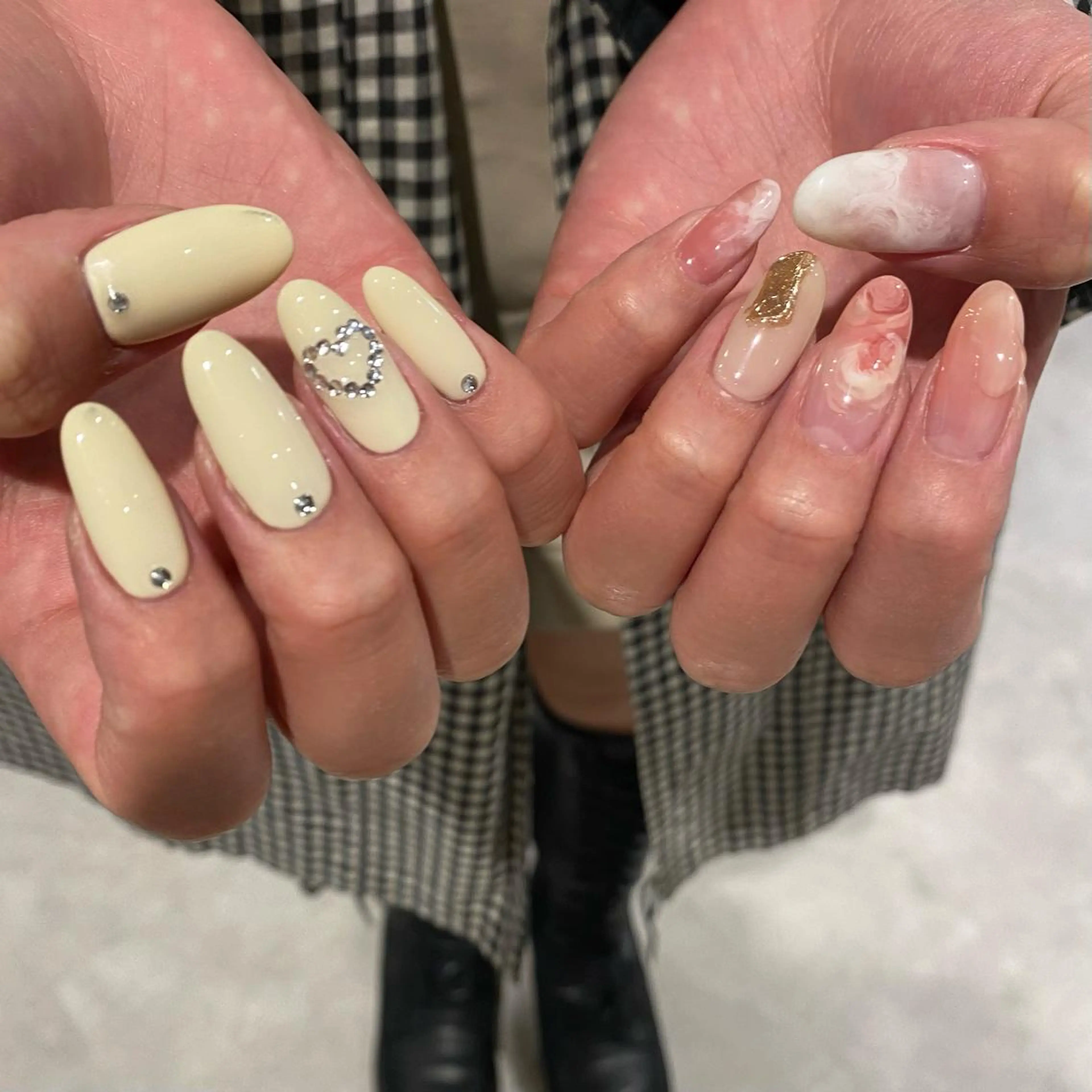 ネイル ニュアンスネイル ハンドネイル RINO AMANE nailのネイルデザイン