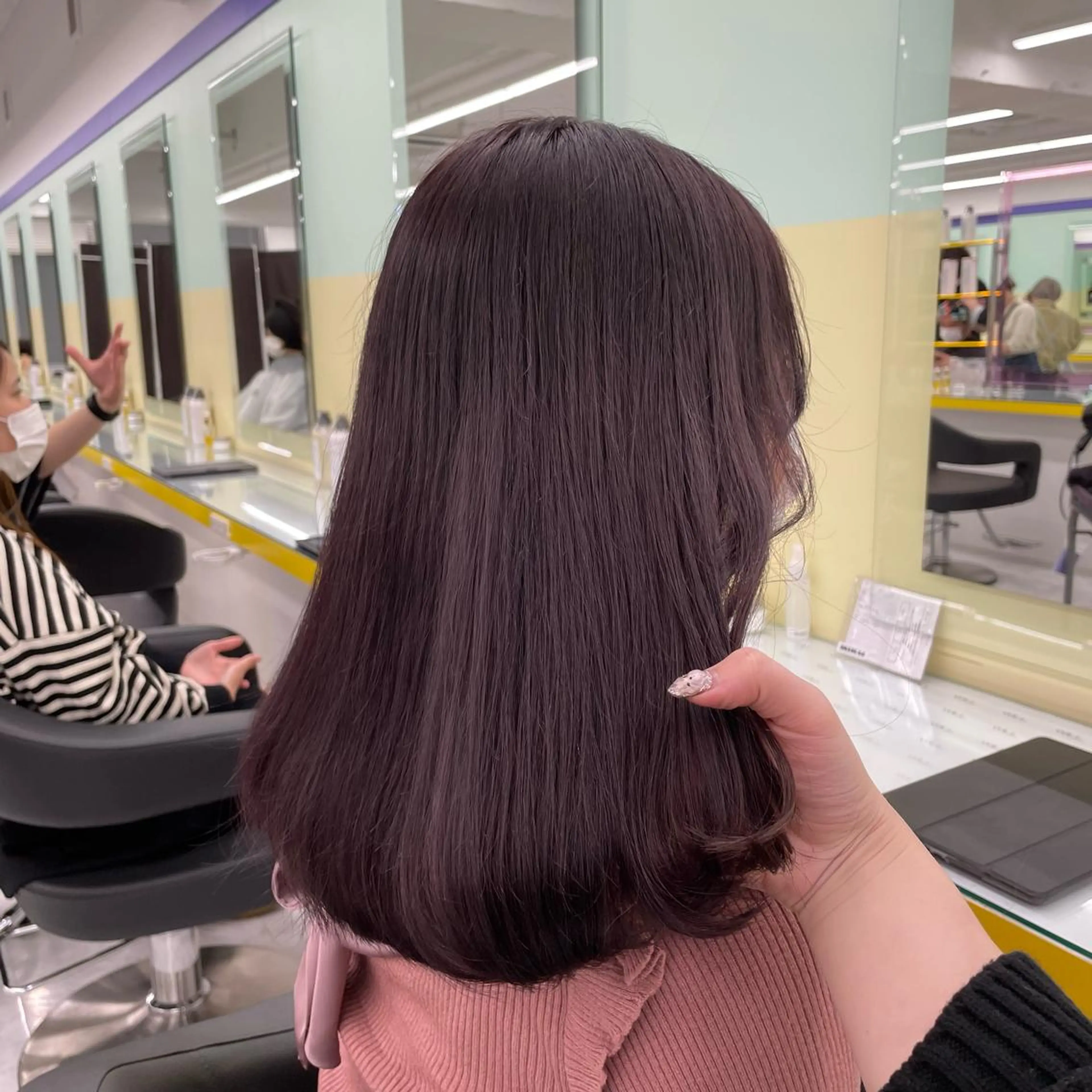 セミロング 🤍韓国トレンド ヘア🤍miku🤍のヘアスタイル