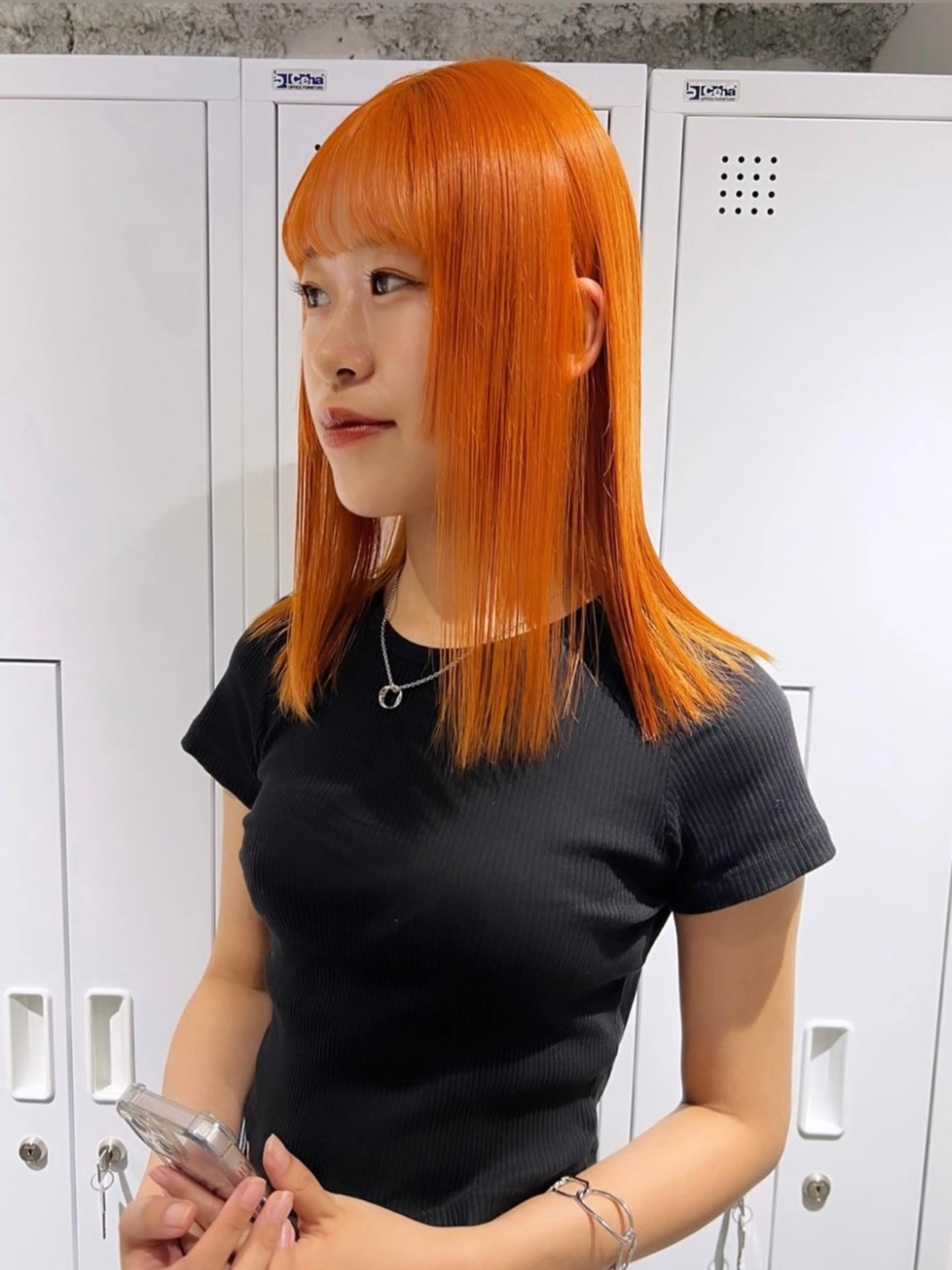 セミロング カラー ブリーチ ケアブリーチ 透明感カラー デザインカラー ダブルカラー nendo_hair所属・ハイトーン/ブリーチ レイヤーsonokaのヘアスタイル
