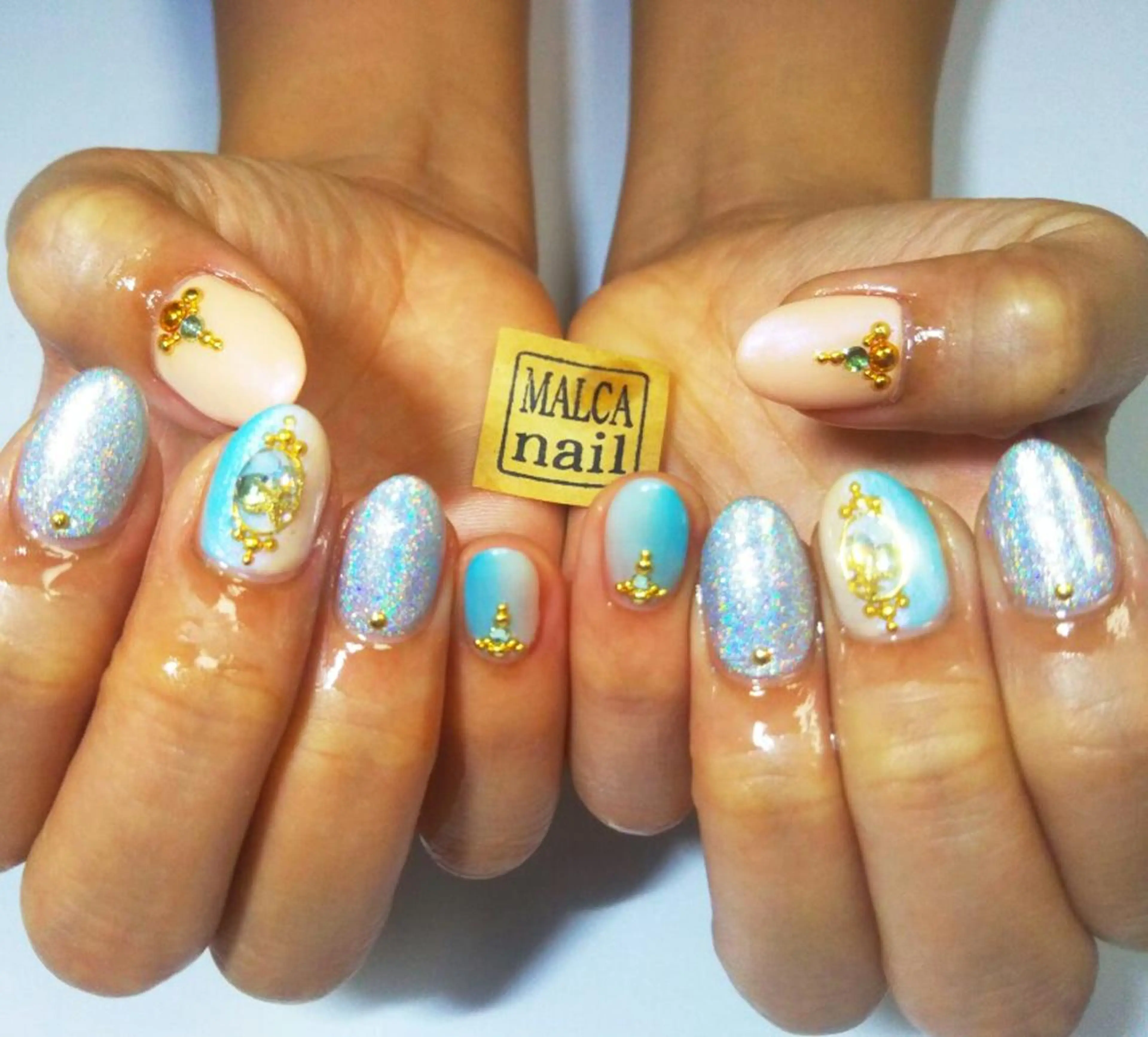 ネイル MALCAnail(マルカネイル)所属・荒木 莉奈のネイルデザイン