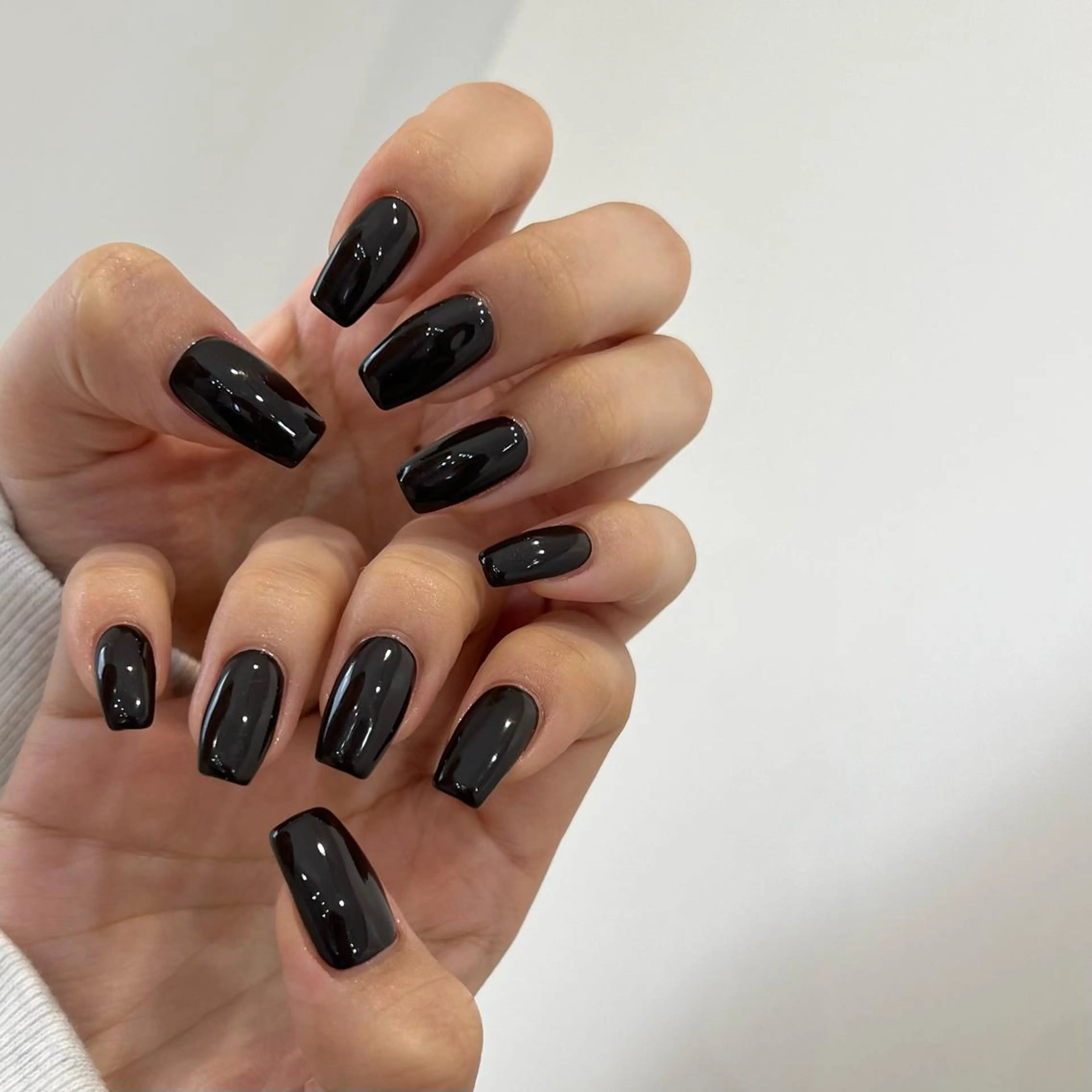 ネイル ブラウン private salon liu.のネイルデザイン