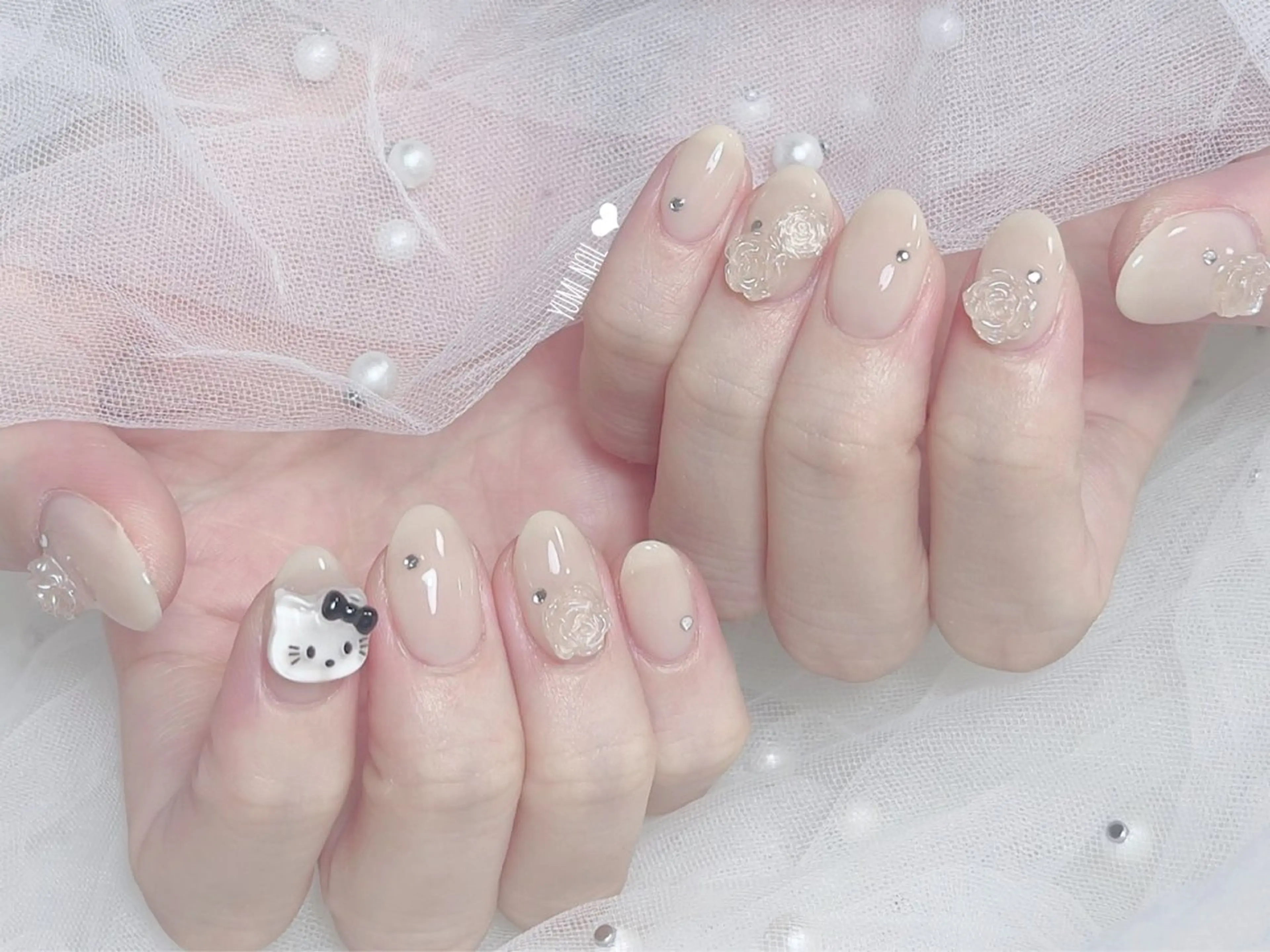 ネイル ハンドネイル 𝐲𝐮𝐦𝐢🎀 デザイン長さ出し専門のネイルデザイン