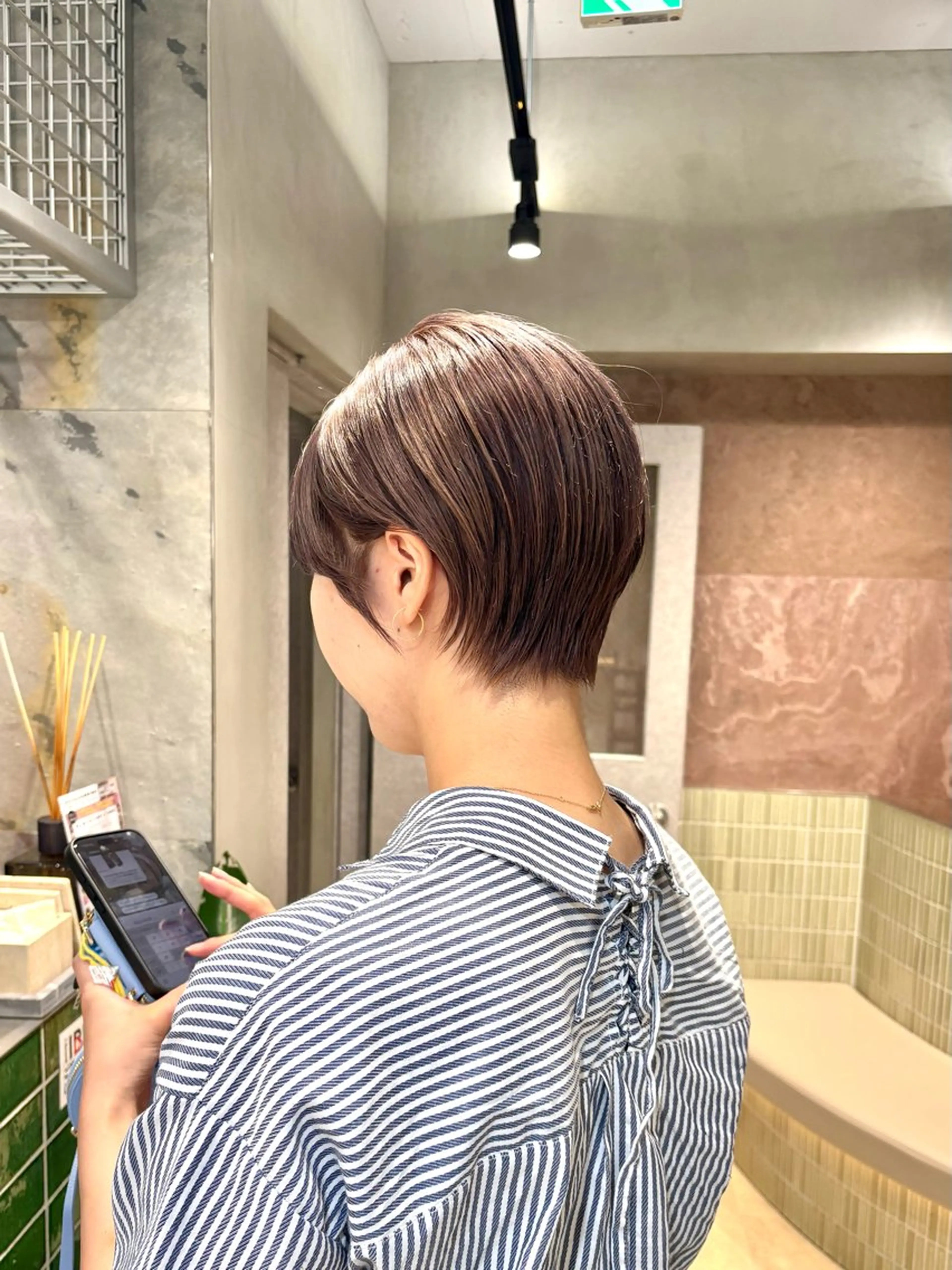 ショート カット ヘアカラー トリートメント 🩵縮毛矯正/ブリー チ/髪質改善/いつかのヘアスタイル