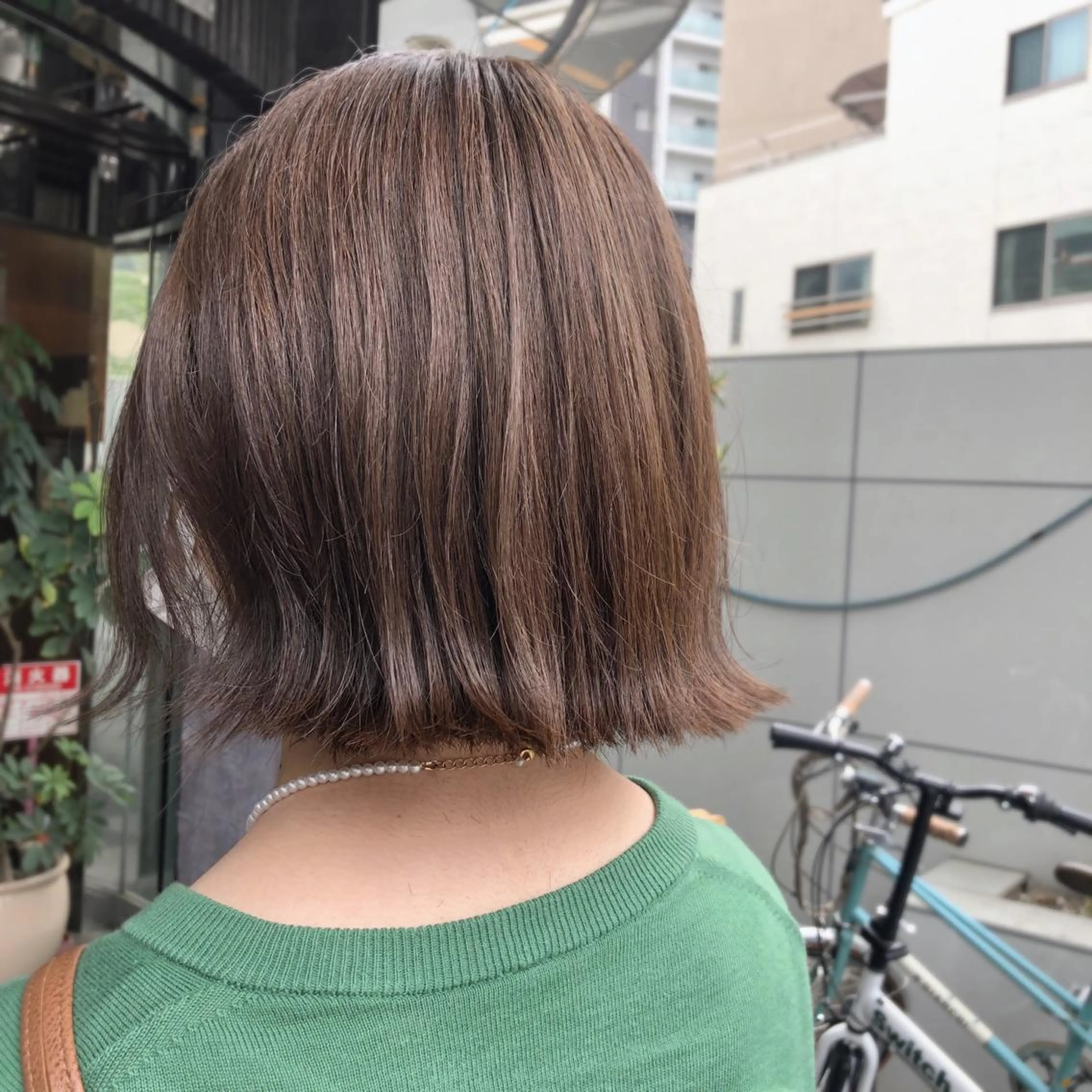 ミディアム カラー カット ヘアカラー 山崎 絵莉香のヘアスタイル