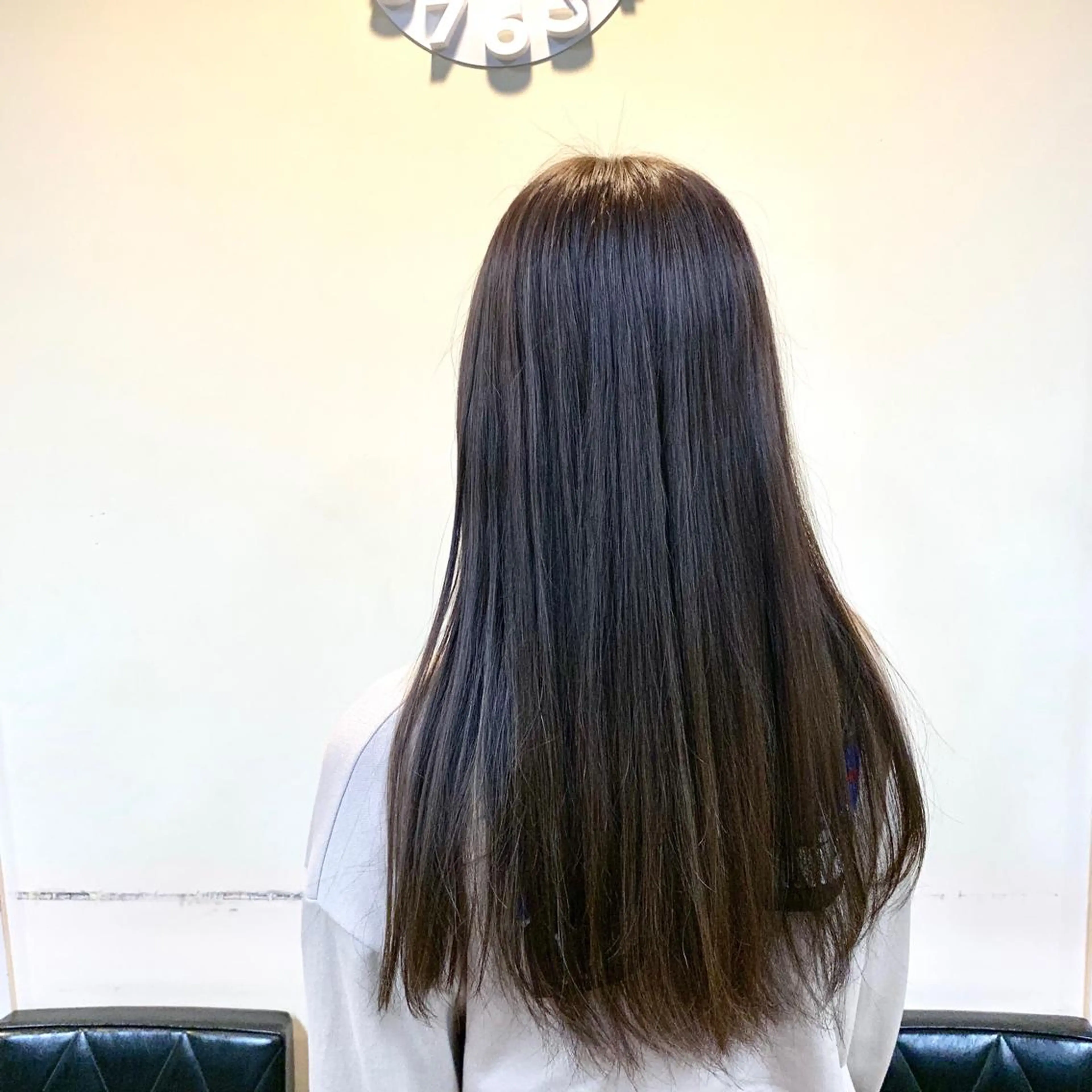ロング 大人レイヤー ヨシミカズヤのヘアスタイル