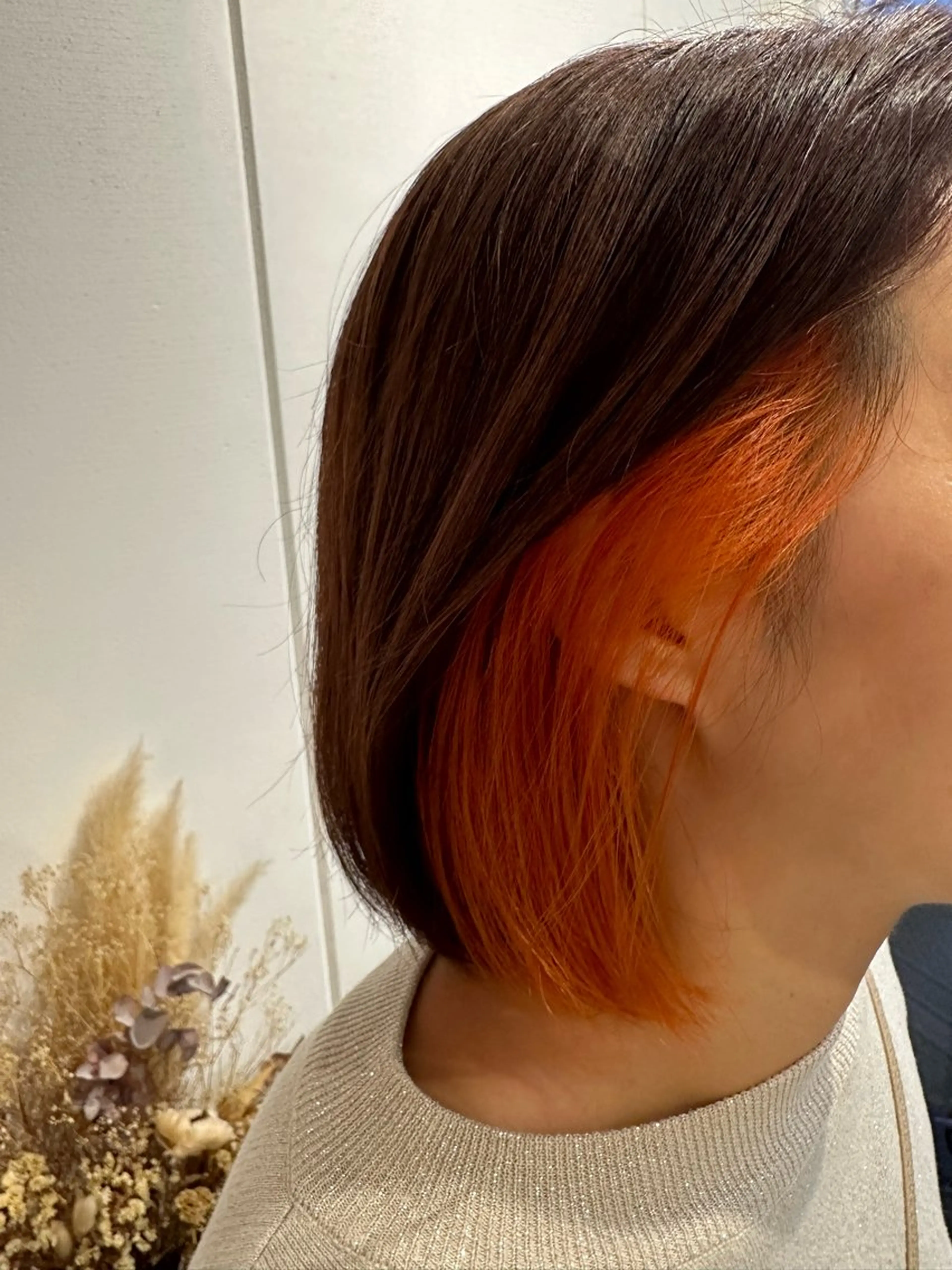 ショート カラー オレンジ 松本 莉央のヘアスタイル