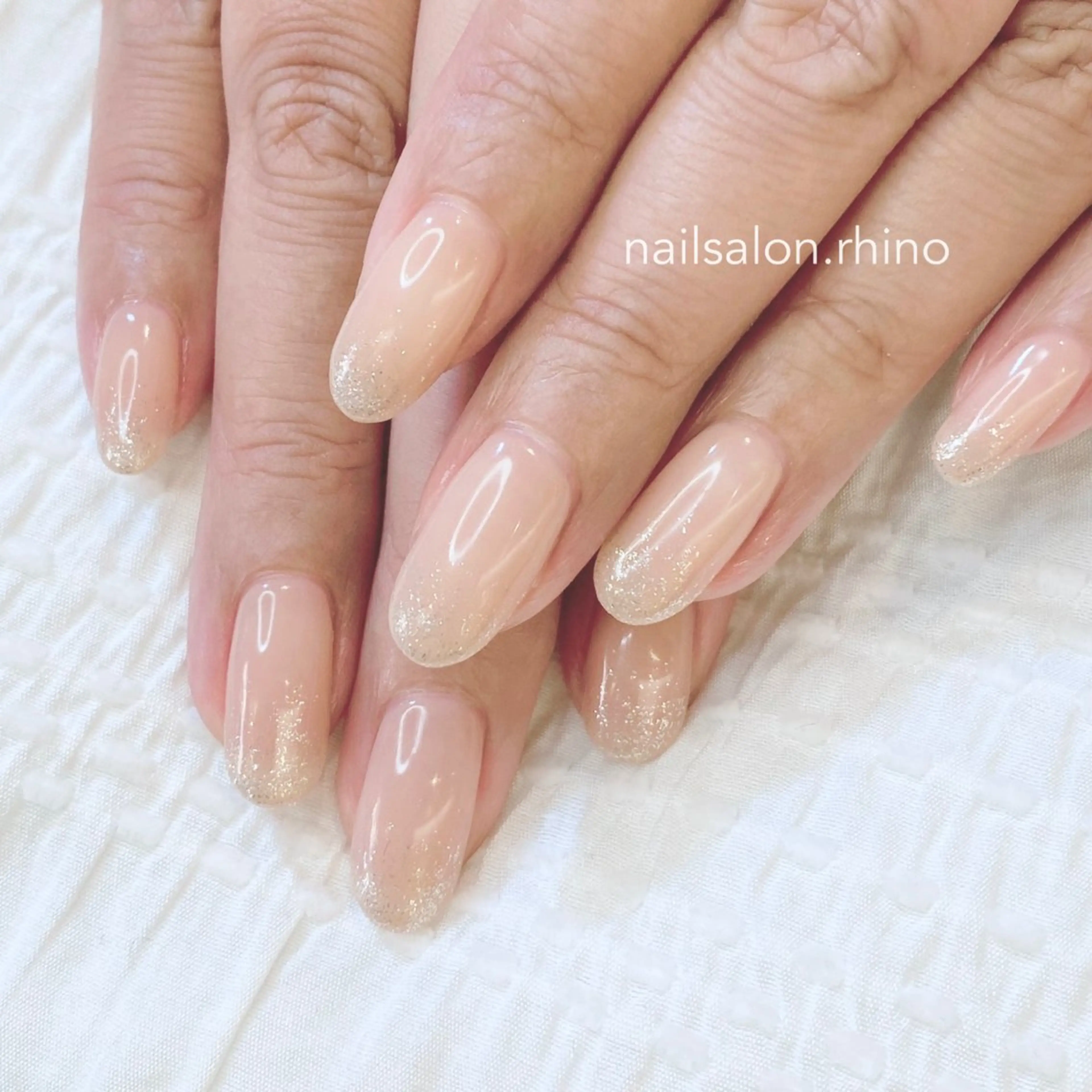 ネイル ハンドネイル nail salon Rhino (ライナ)所属・平尾ネイルサロン ライナのネイルデザイン