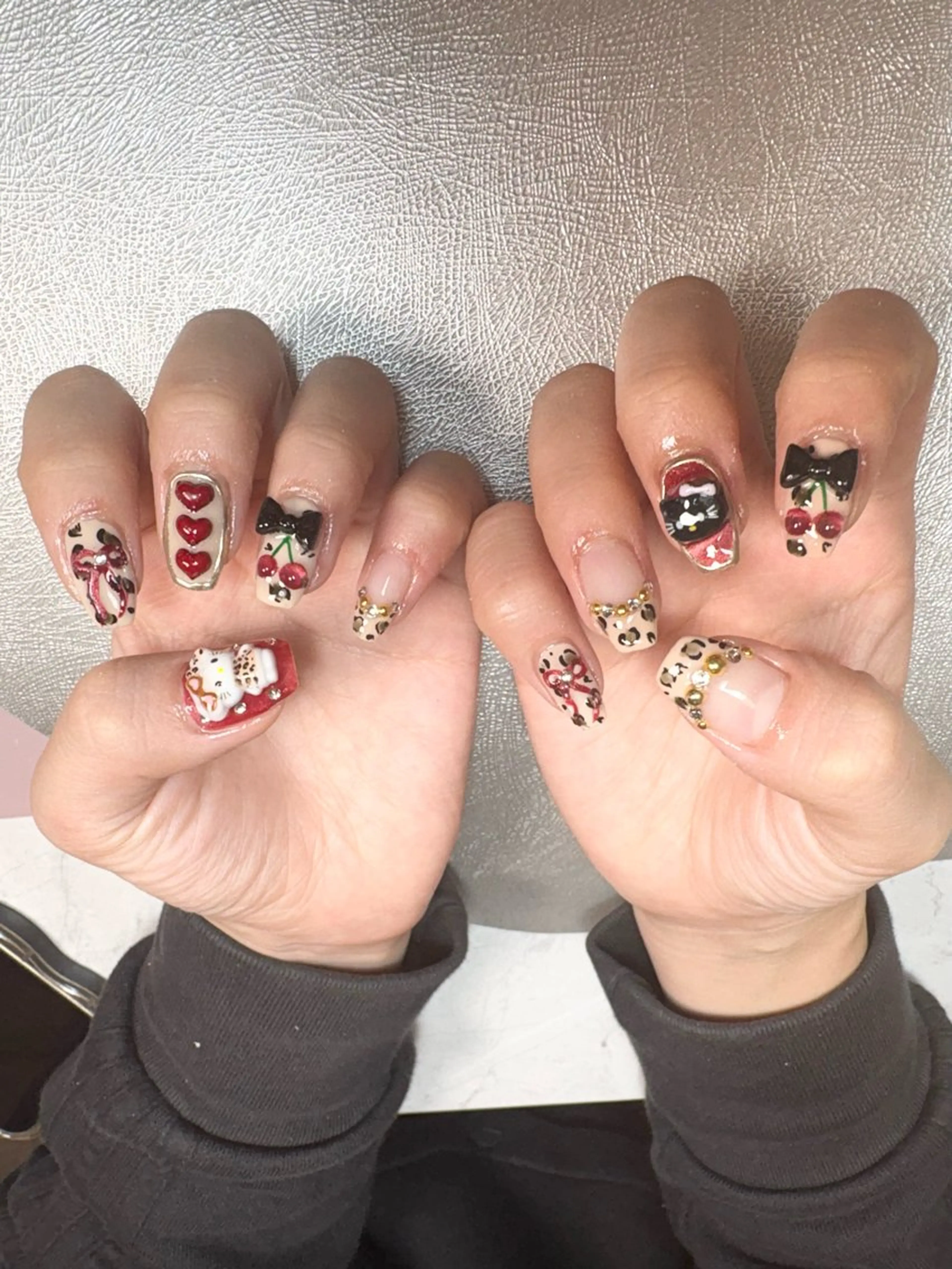 ネイル アニマル柄 ボルドー ハート リボン ハンドネイル nailsalon Lumieのネイルデザイン