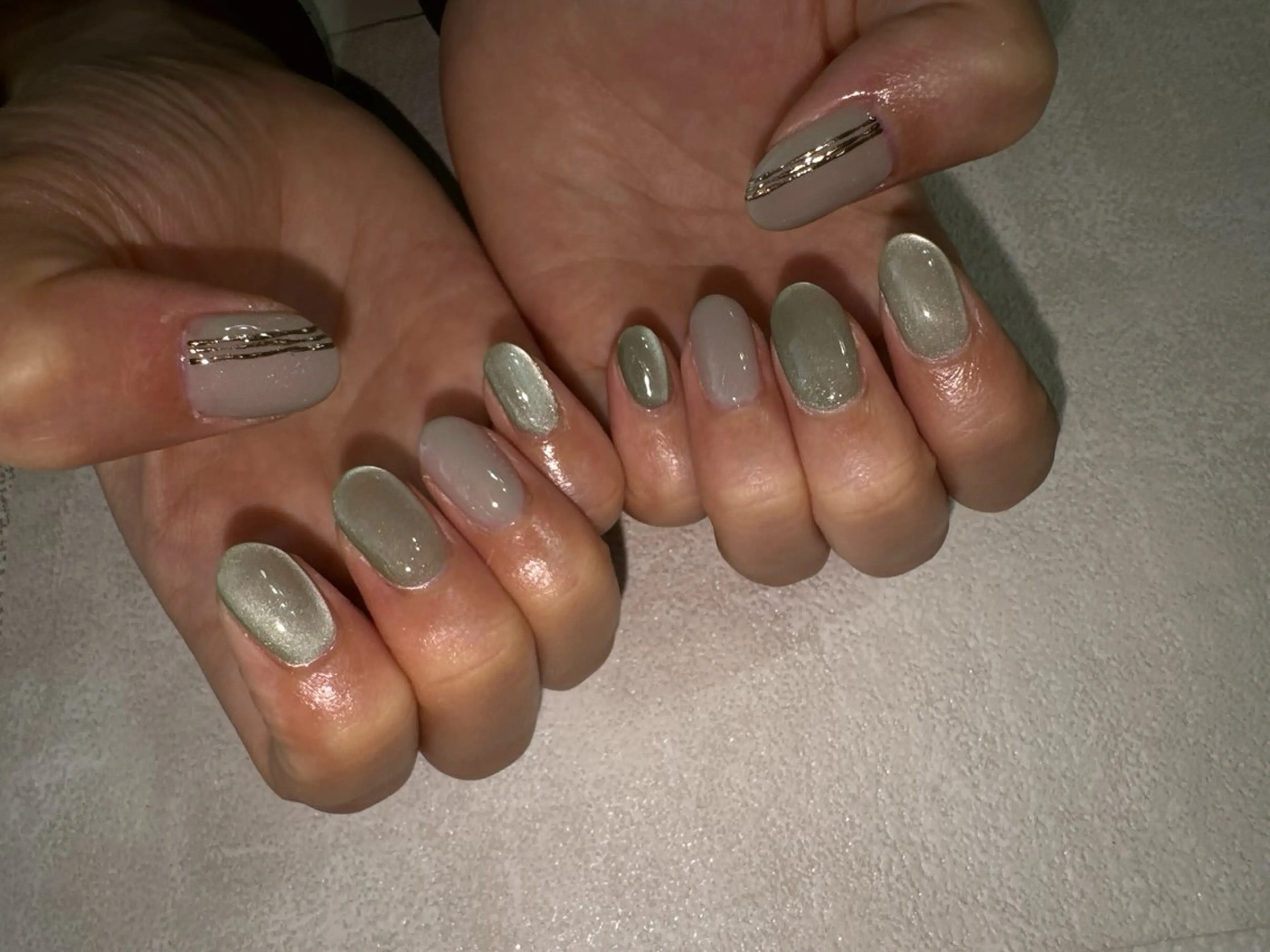 ネイル オーロラネイル フットネイル フレンチネイル ジェルネイル マグネットネイル ハンドネイル kikinail 溝の口のネイルデザイン